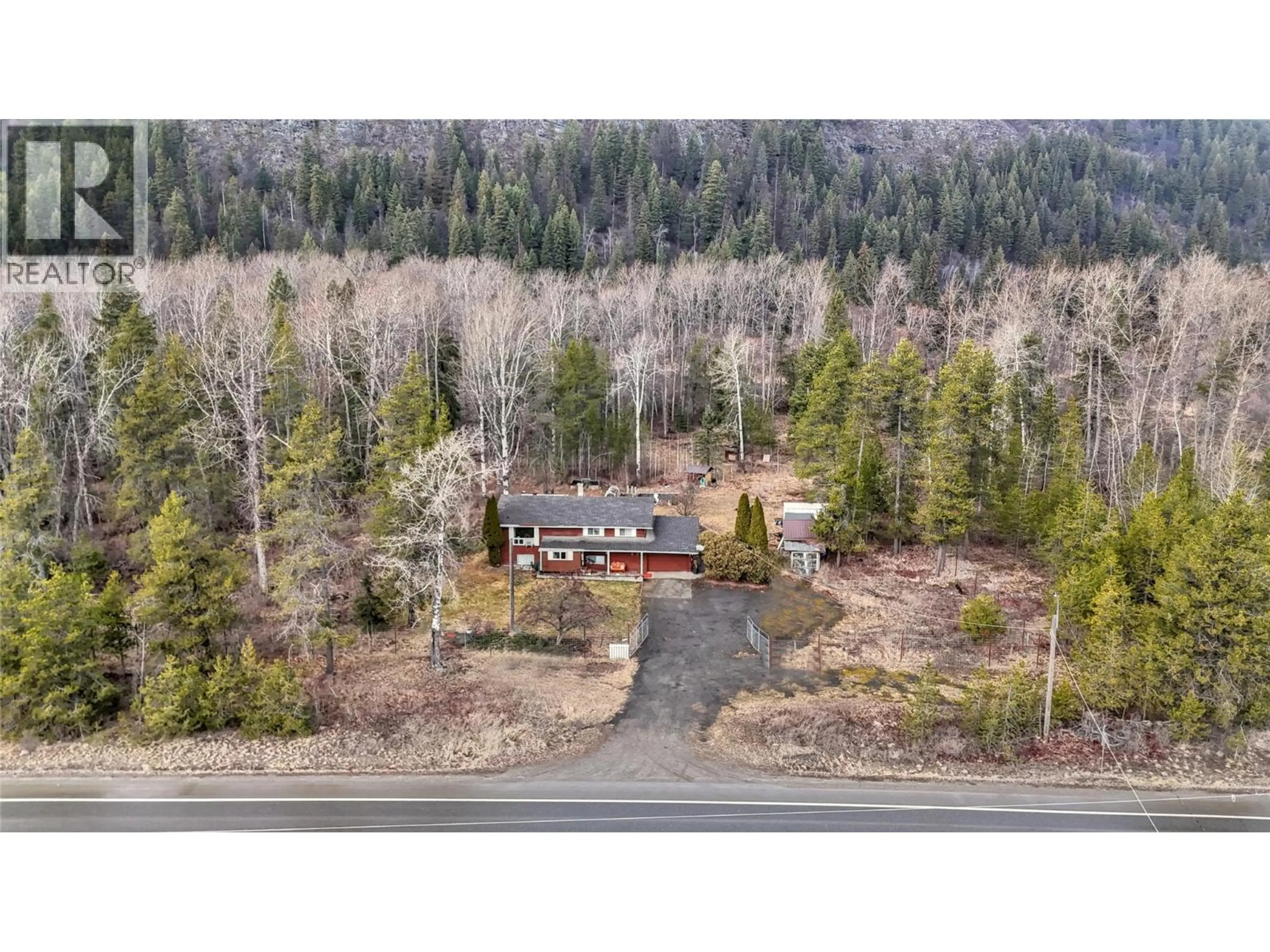 Property at 9250 HIGHWAY 3 & 95, Yahk, BC