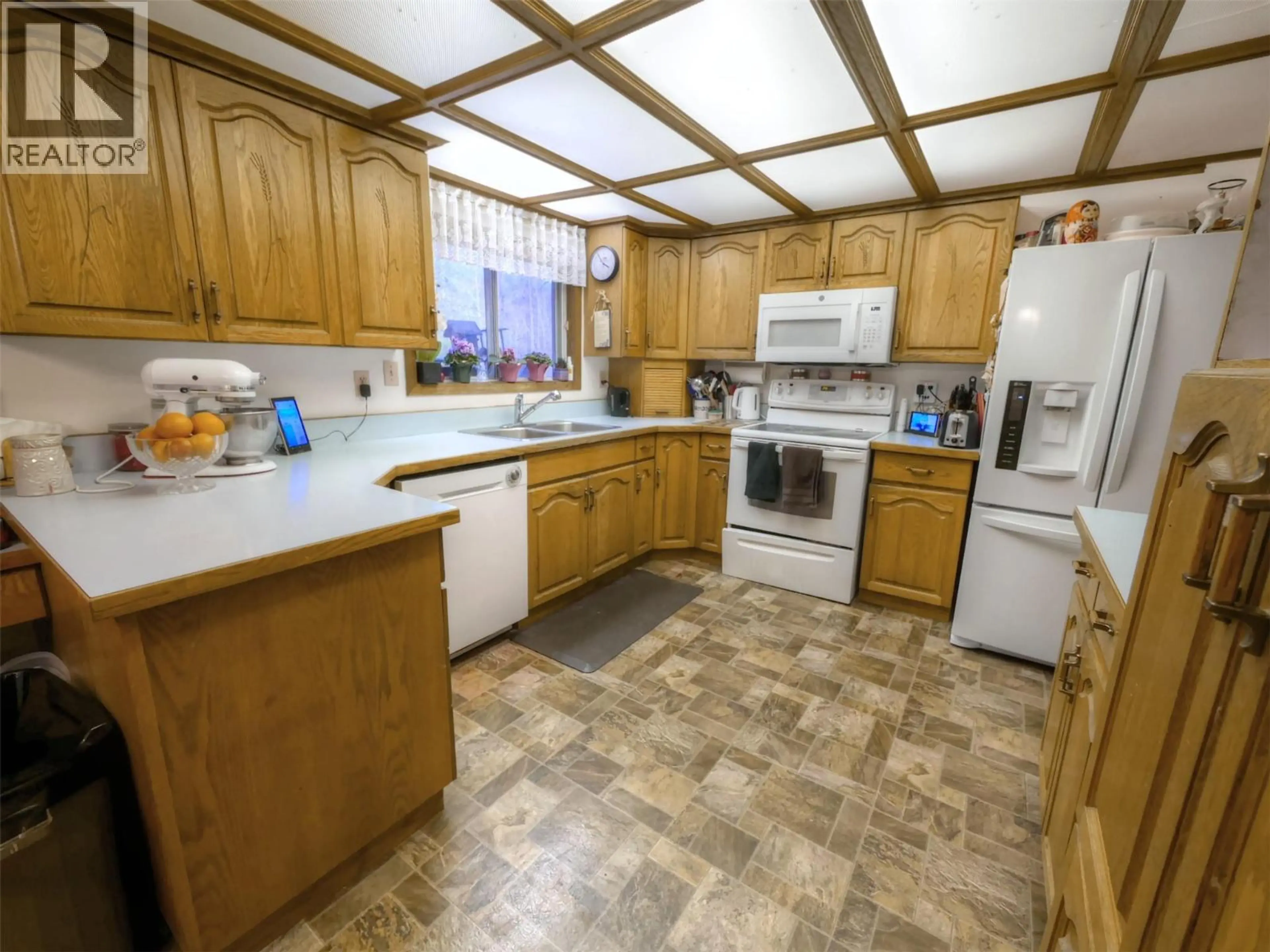 Property at 9250 HIGHWAY 3 & 95, Yahk, BC