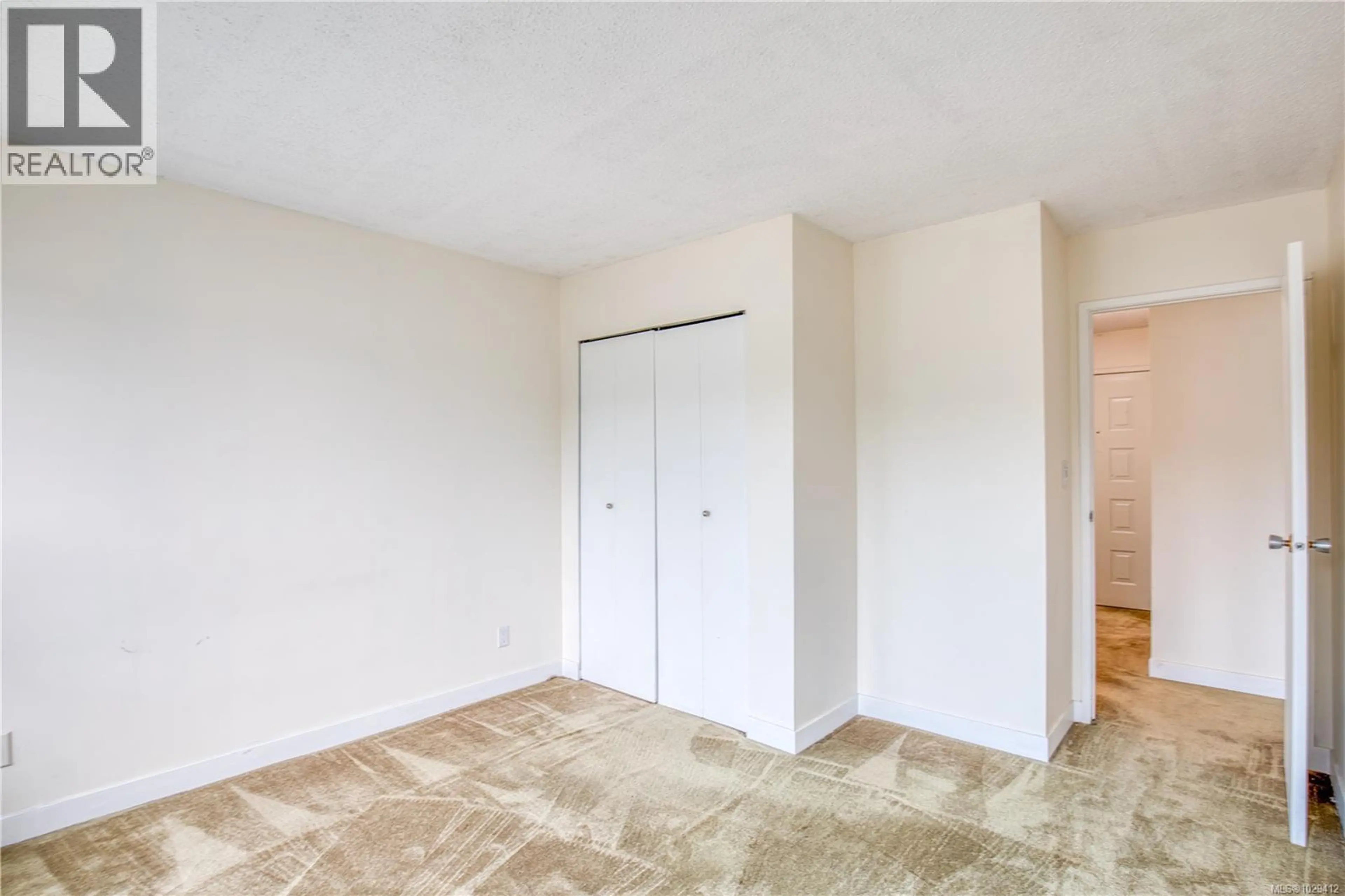 Property at #308 2815 DEPARTURE BAY RD, Nanaimo, BC