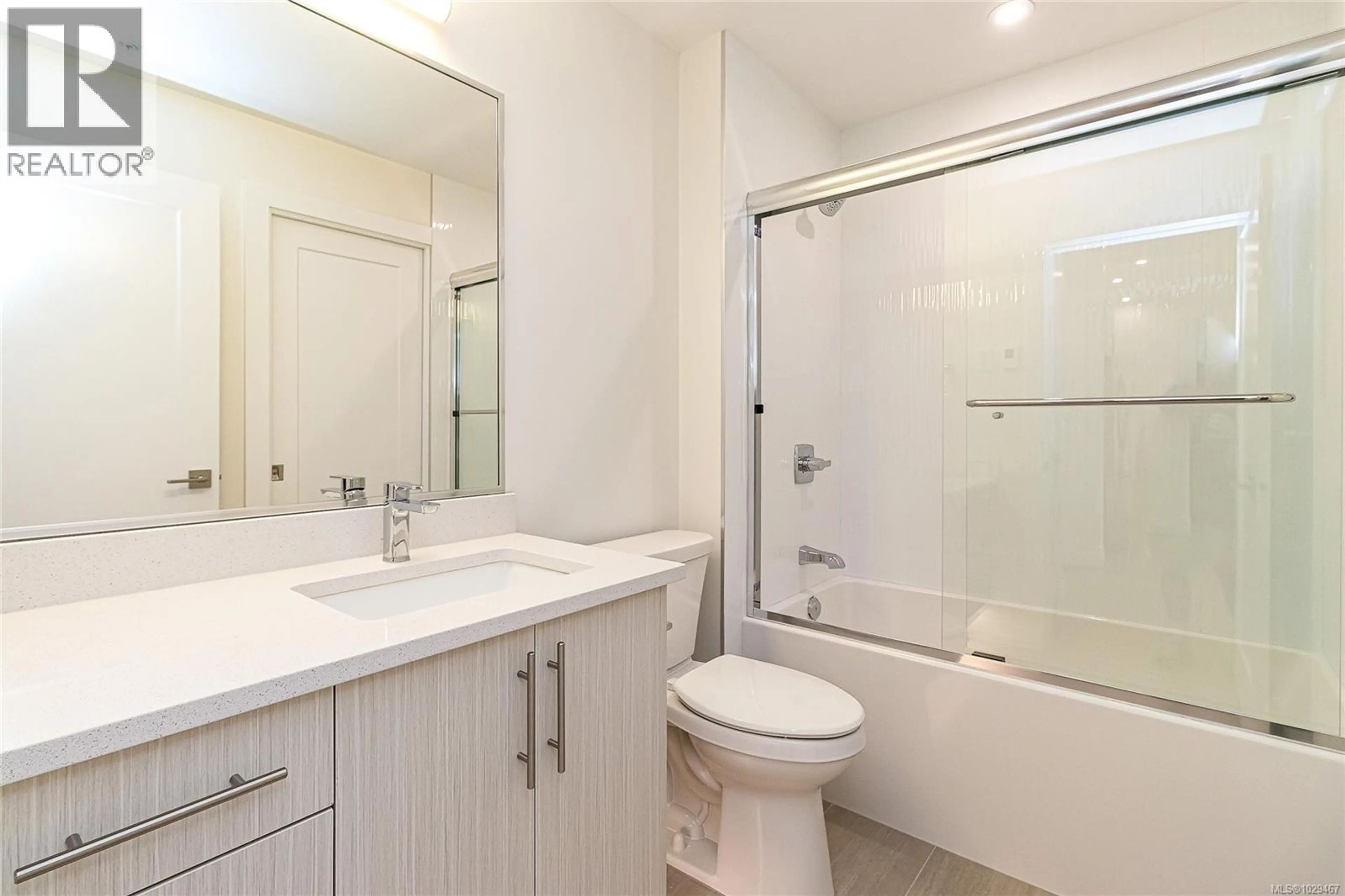 Property at #205 924 JENKINS AVE, Langford, BC