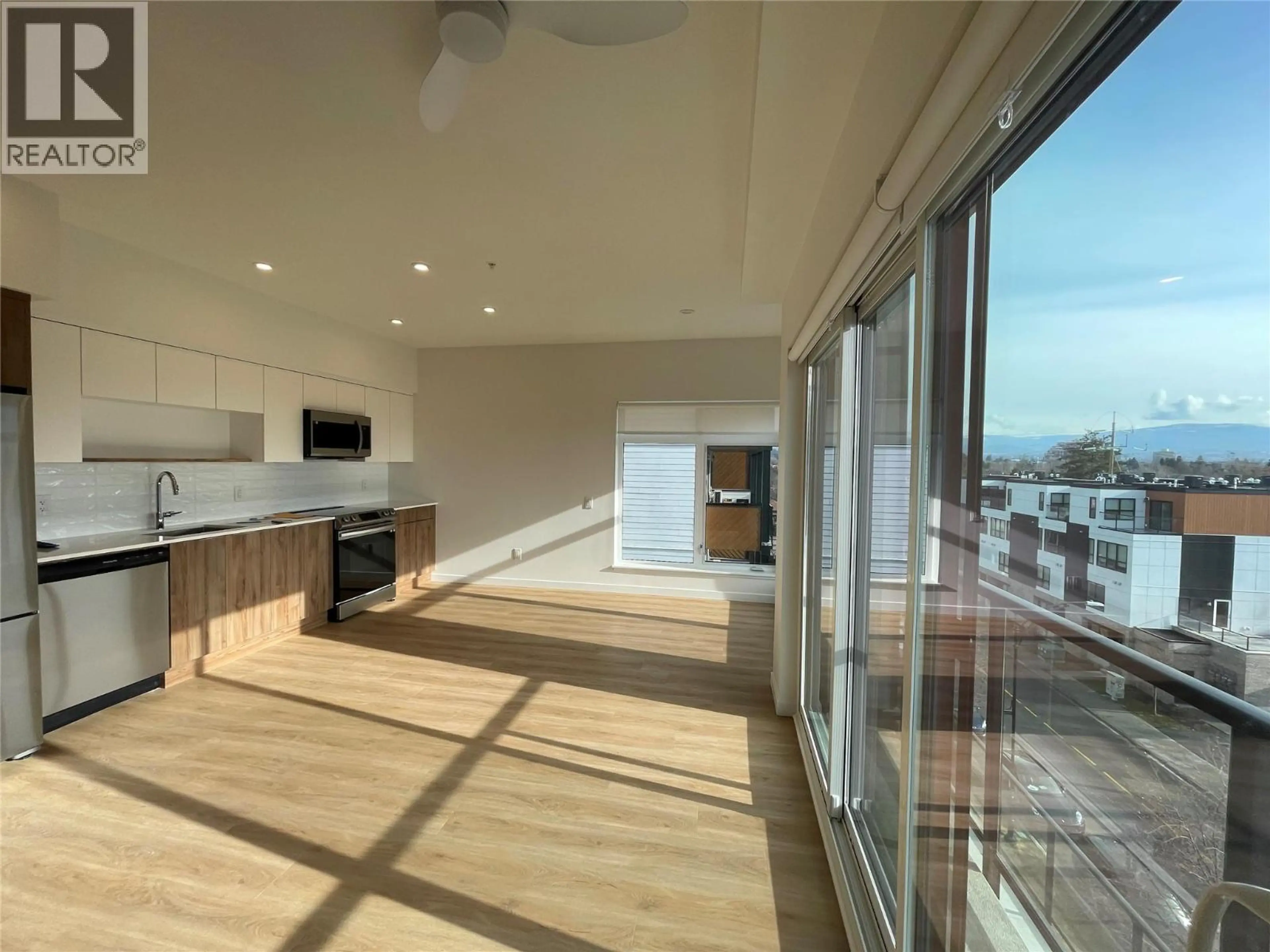 Property at #509 604 CAWSTON AVENUE, Kelowna, BC