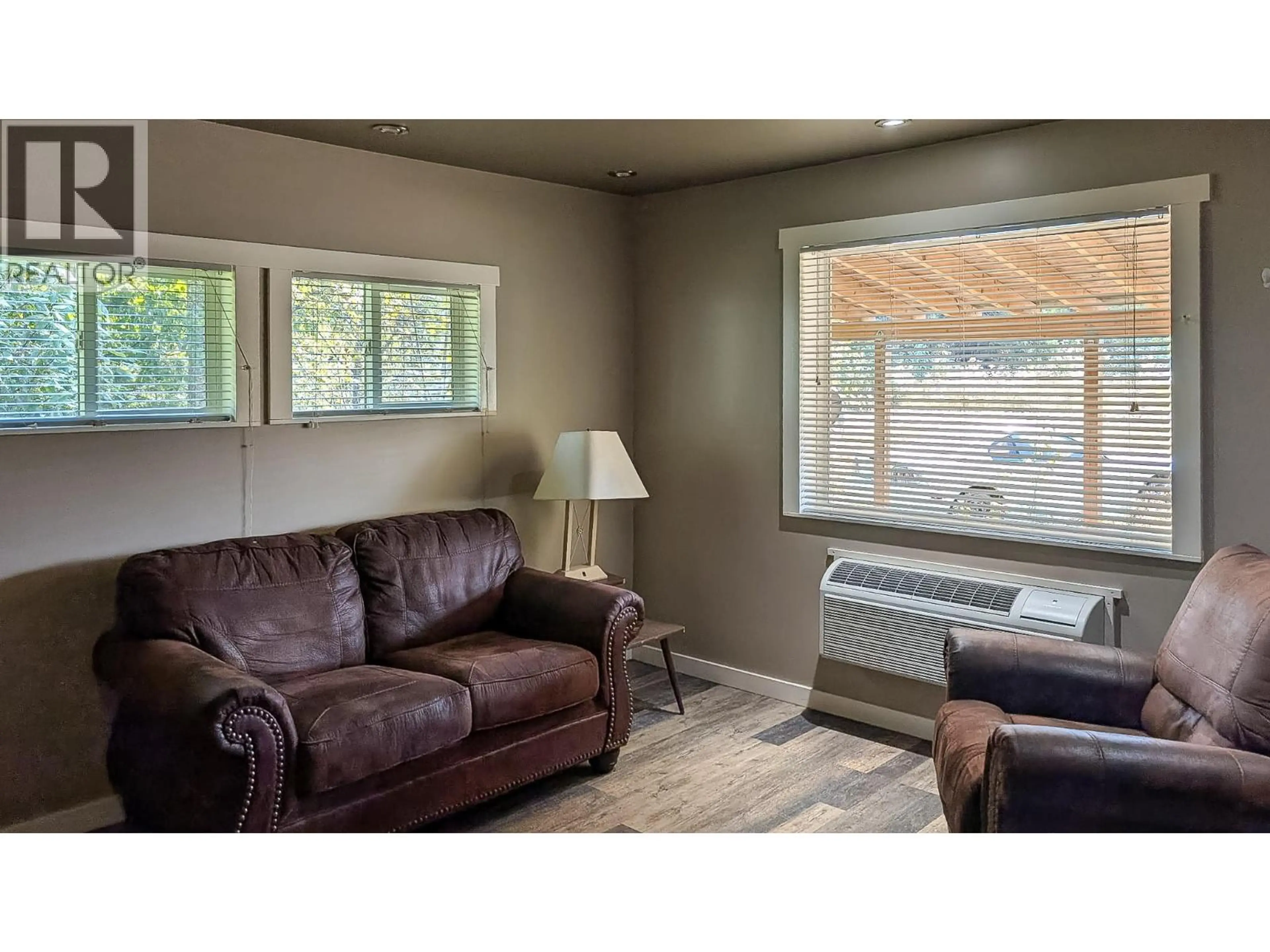 Property at 5513 PROSH FRONTAGE ROAD, Sicamous, BC