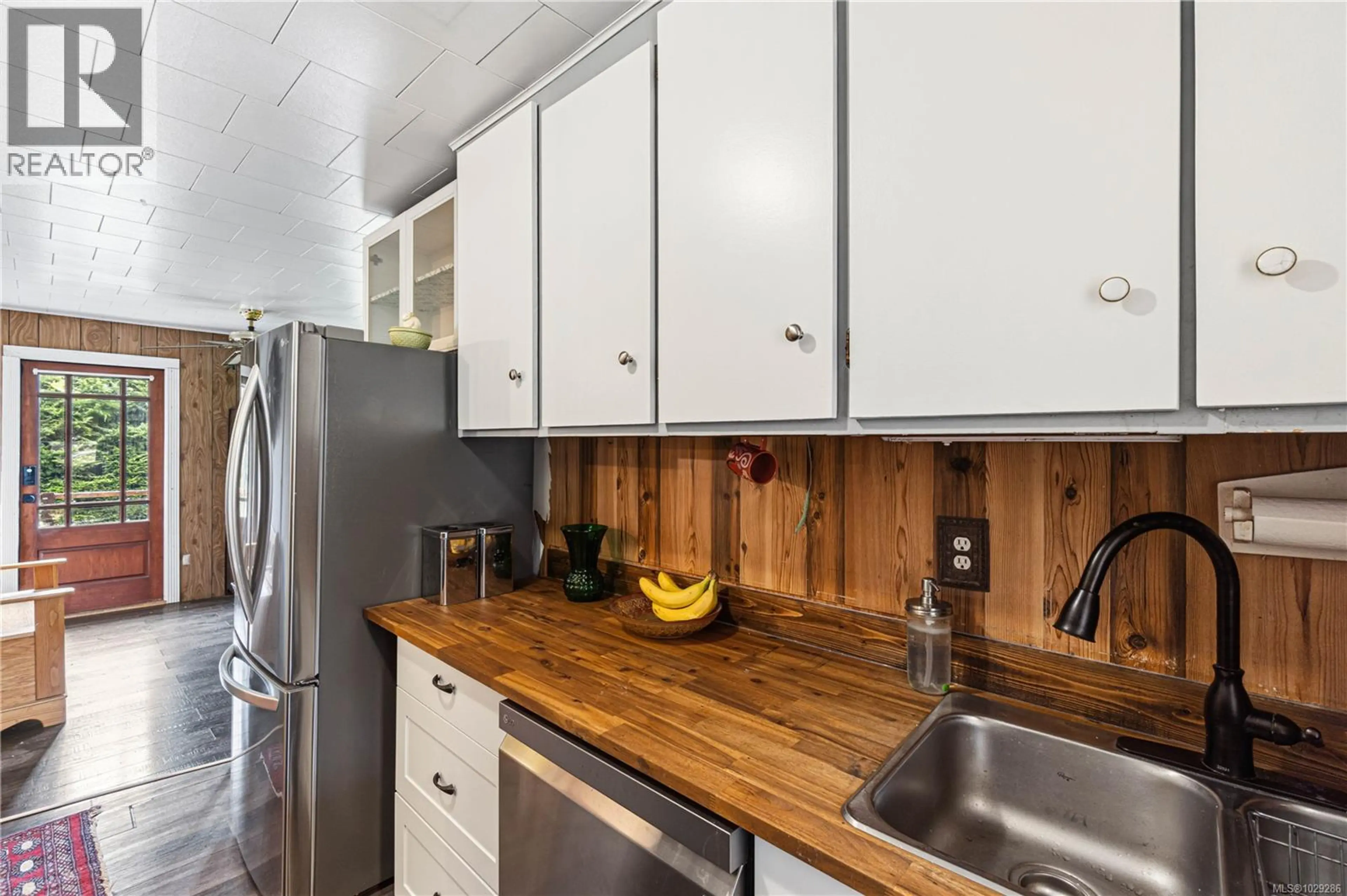 Property at 980 POPLAR WAY, Whiskey Creek, BC