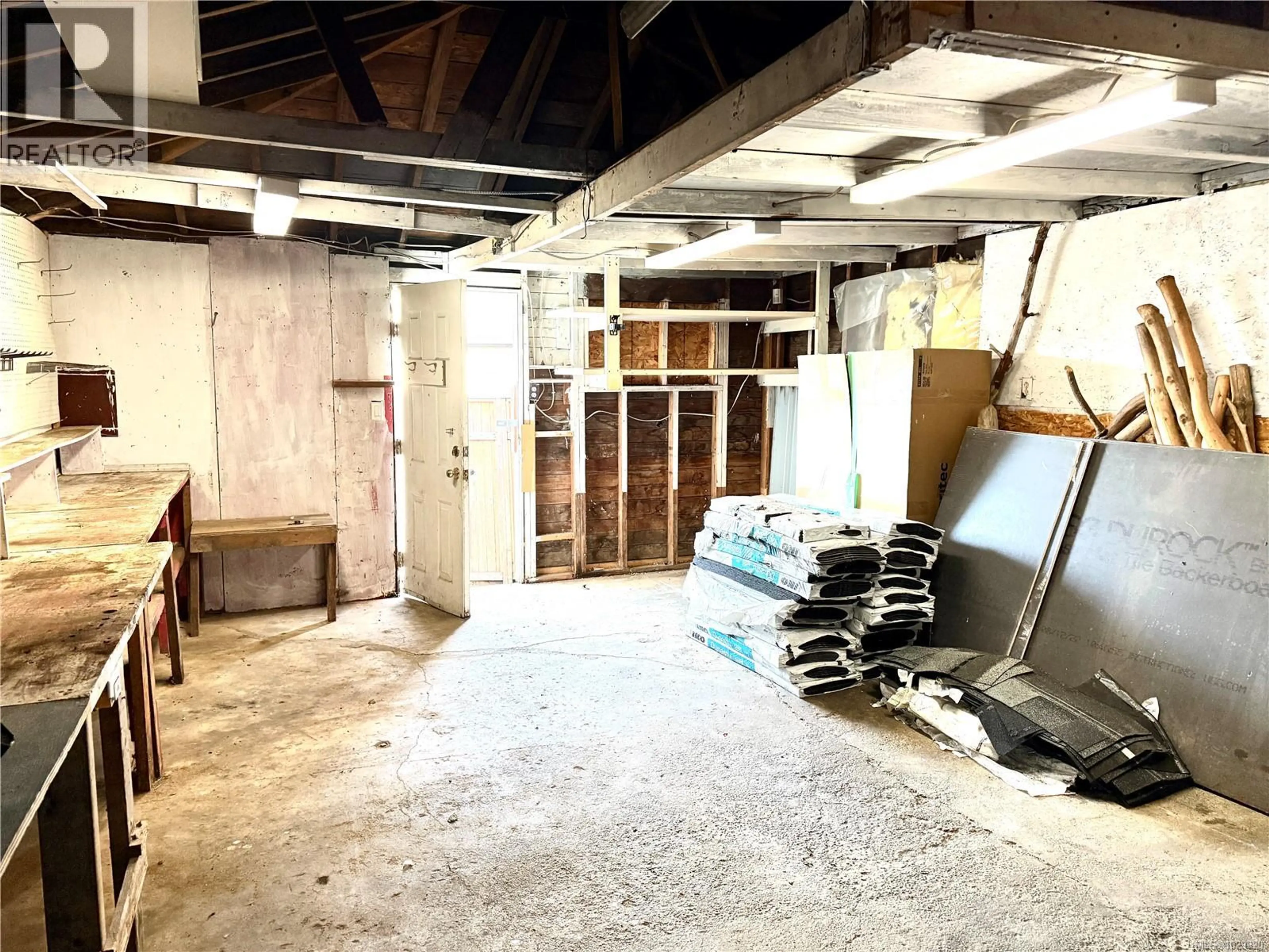 Property at 4021 8TH AVE, Port Alberni, BC