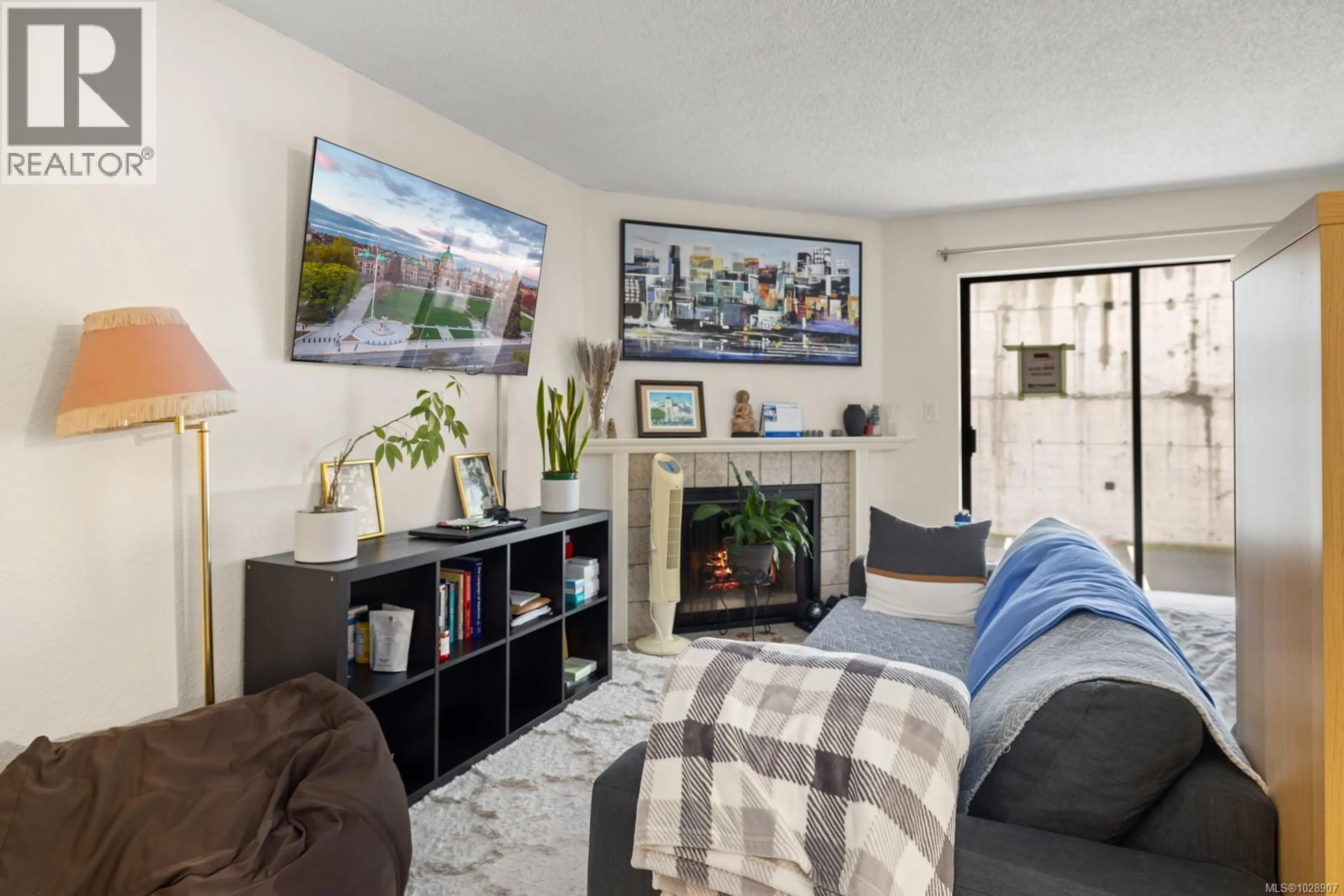 Property at #215 3255 GLASGOW AVE, Saanich, BC