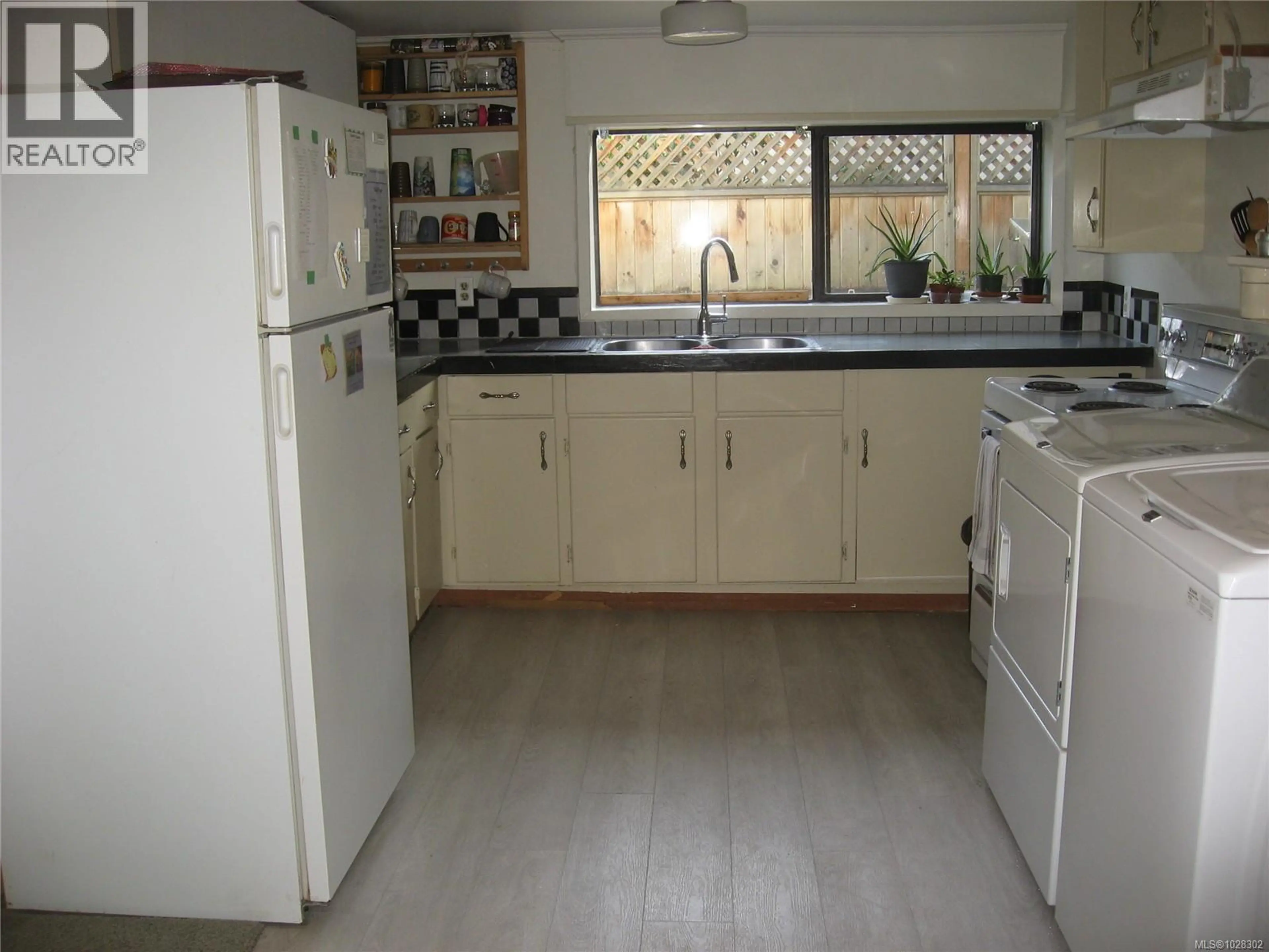 Property at 10391 RESTHAVEN DR, Sidney, BC