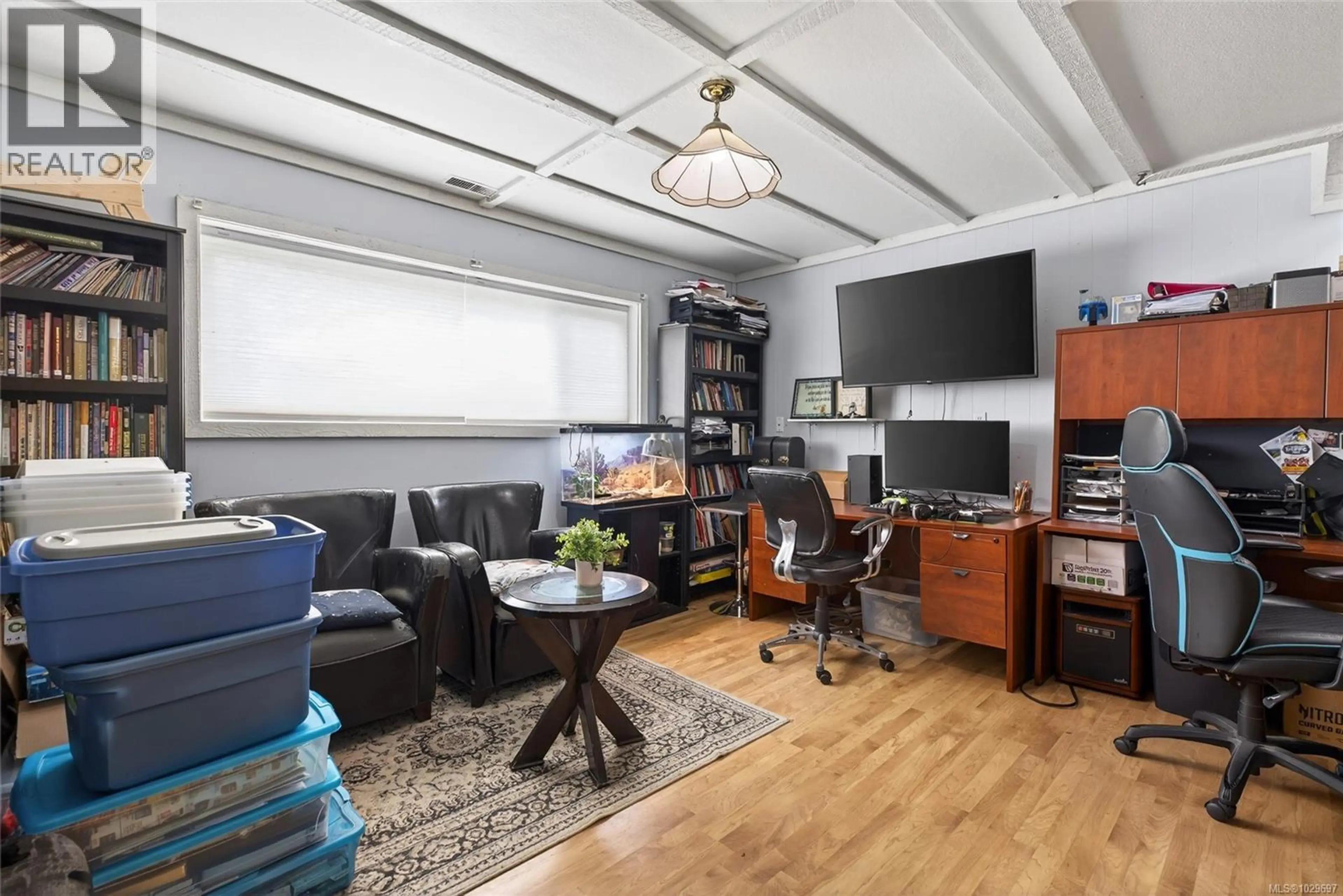 Property at 30 ROD & GUN RD, Courtenay, BC