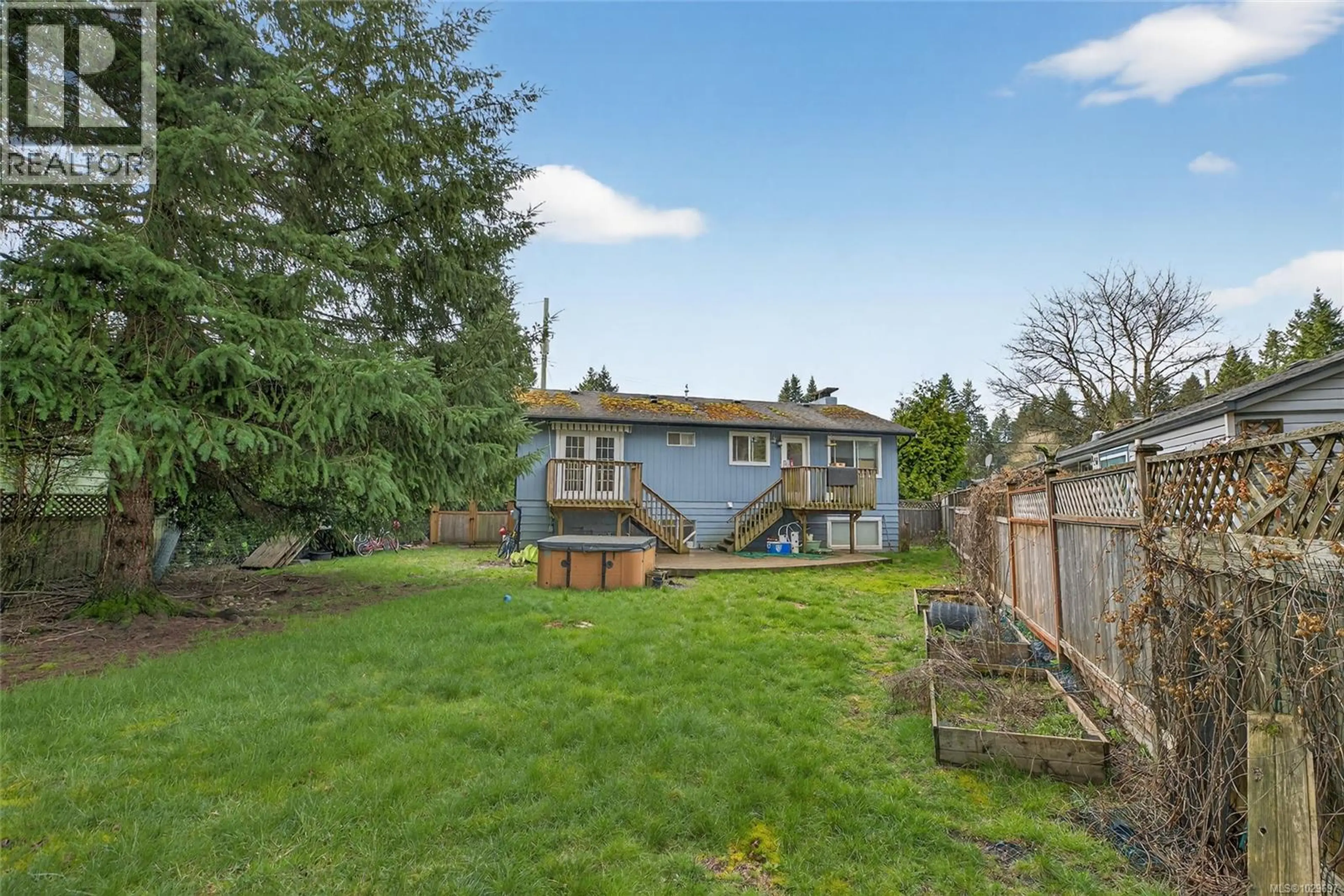 Property at 30 ROD & GUN RD, Courtenay, BC