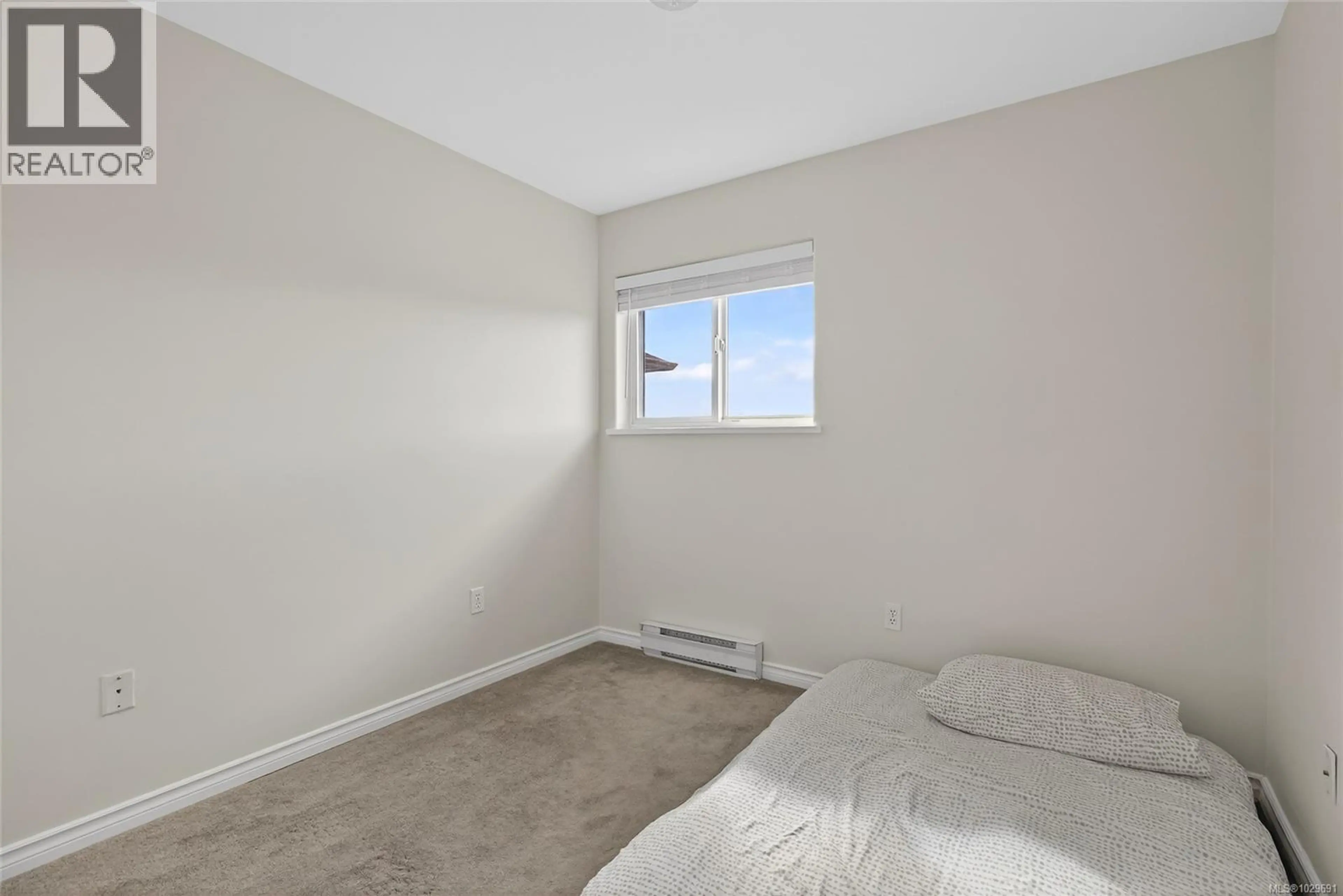 Property at #401 840 BRAIDWOOD RD, Courtenay, BC