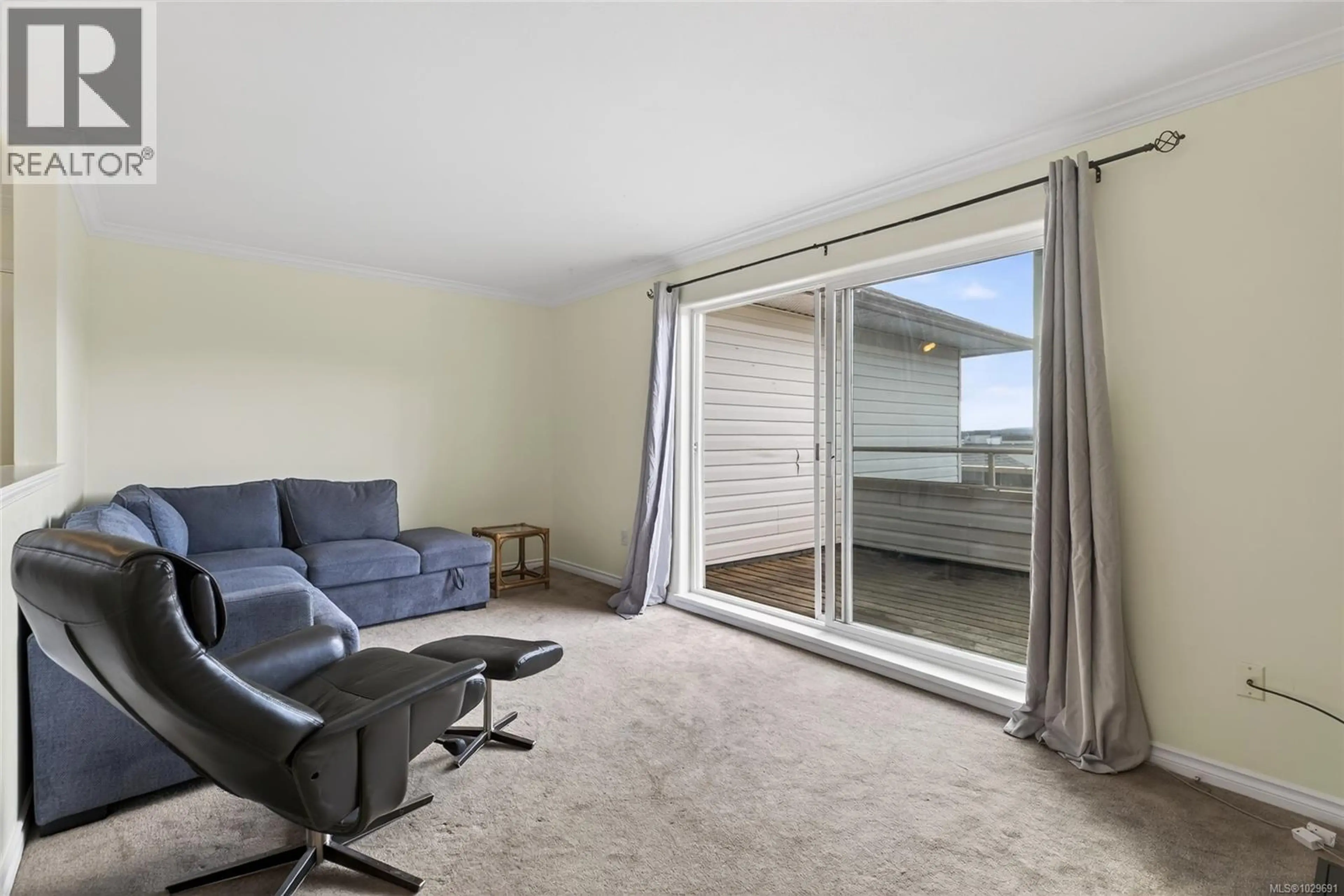 Property at #401 840 BRAIDWOOD RD, Courtenay, BC