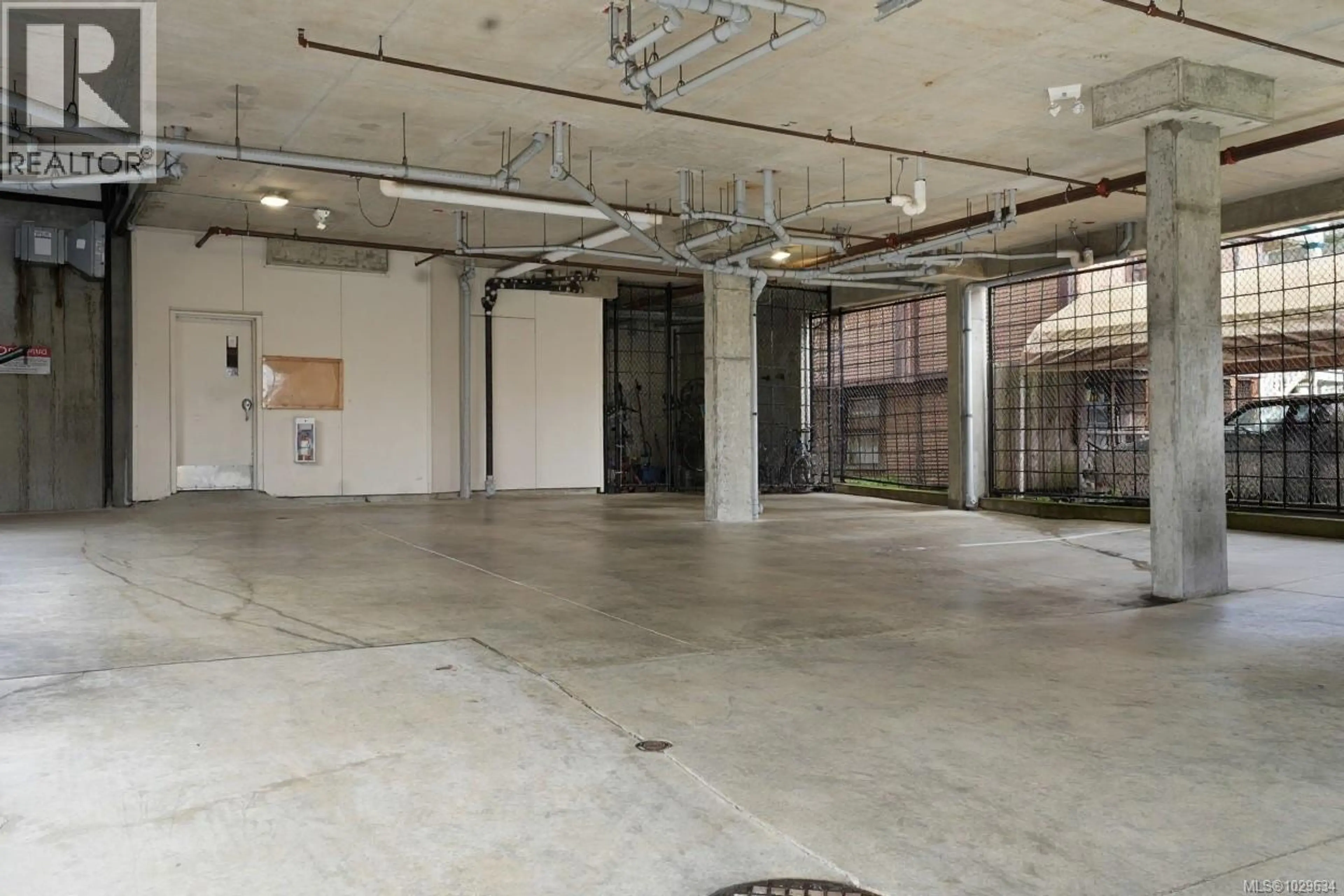 Property at #402 1121 FORT ST, Victoria, BC