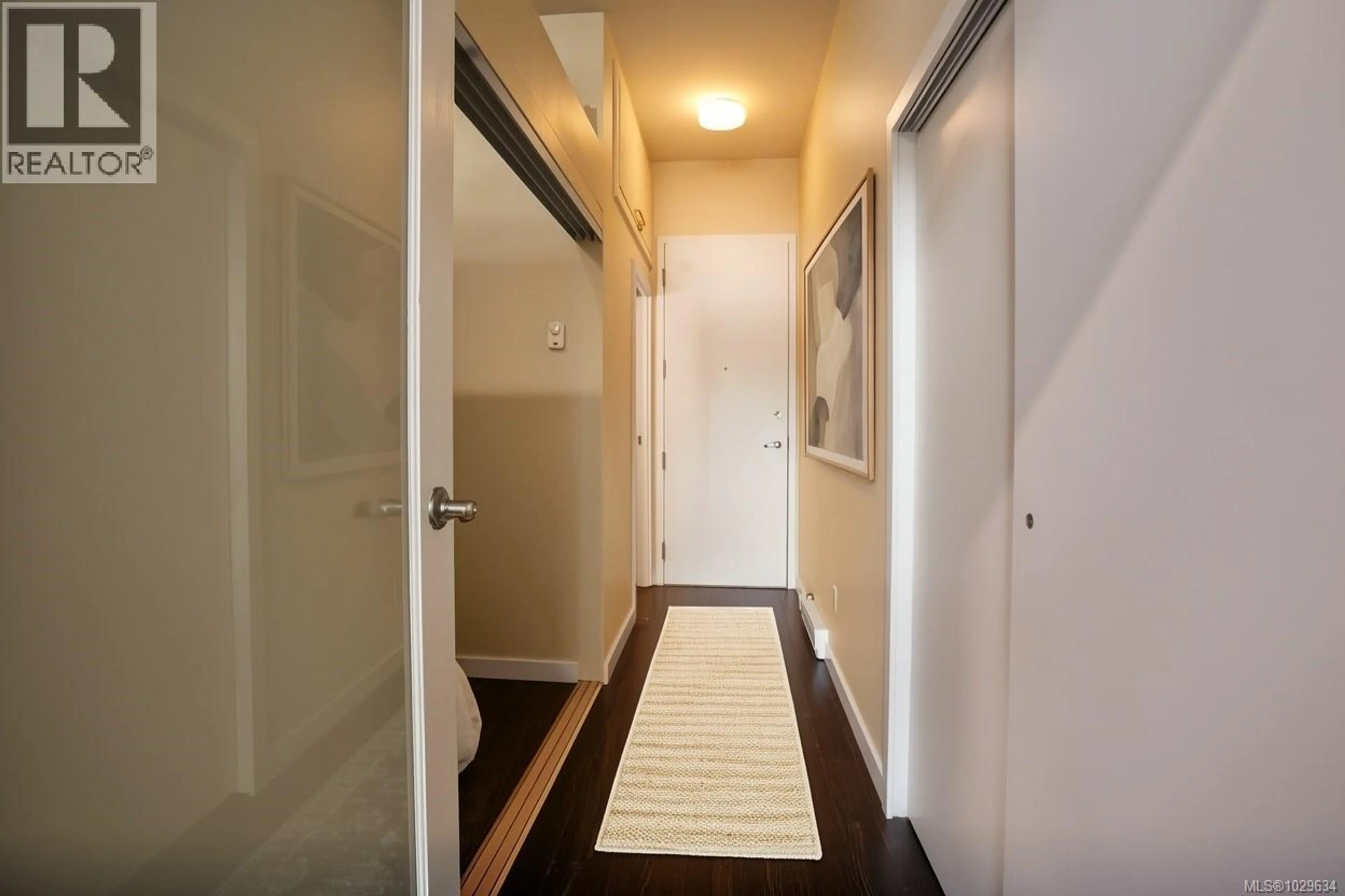 Property at #402 1121 FORT ST, Victoria, BC