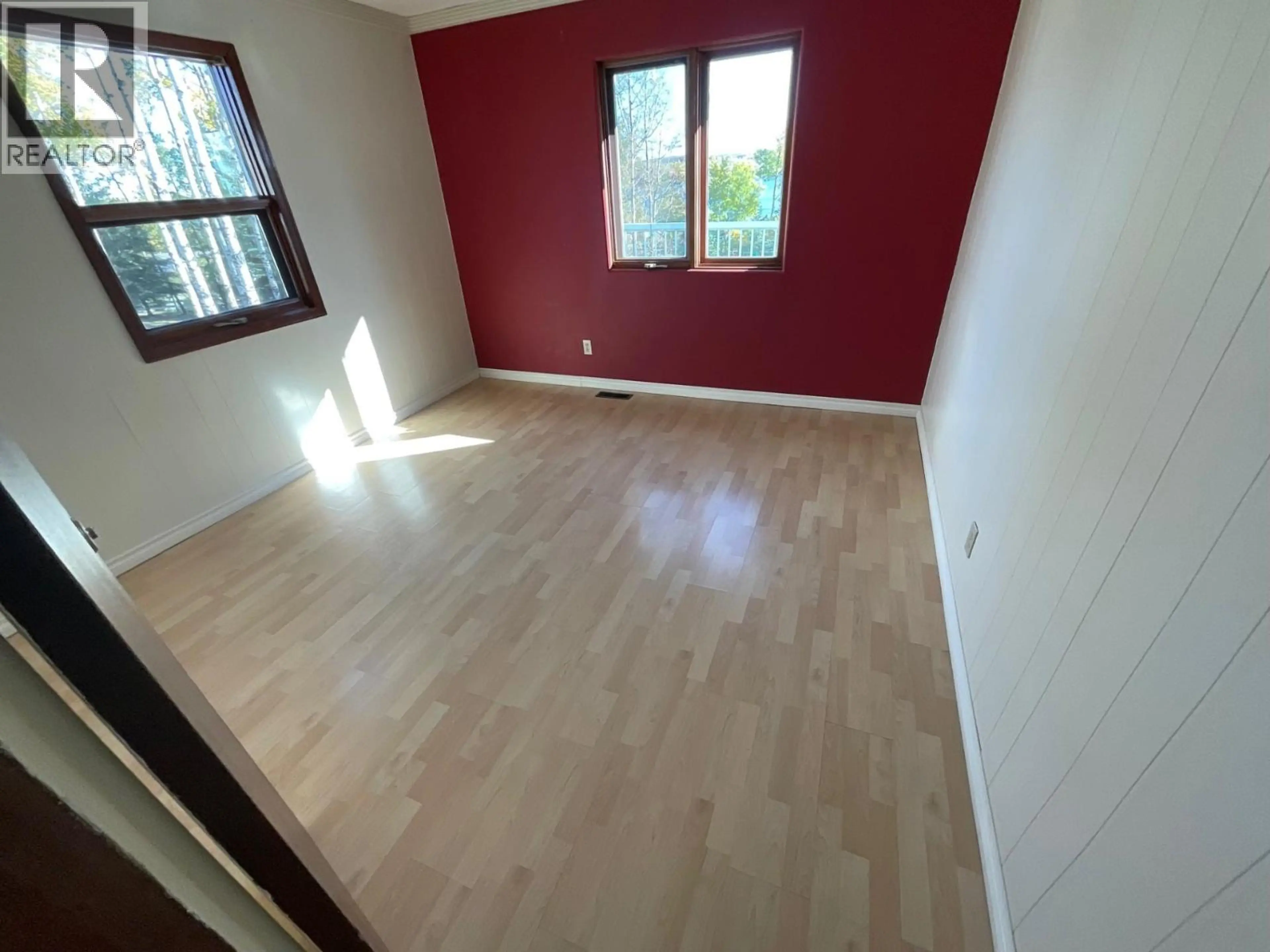 Property at 13235 LAKESHORE DRIVE, Charlie Lake, BC