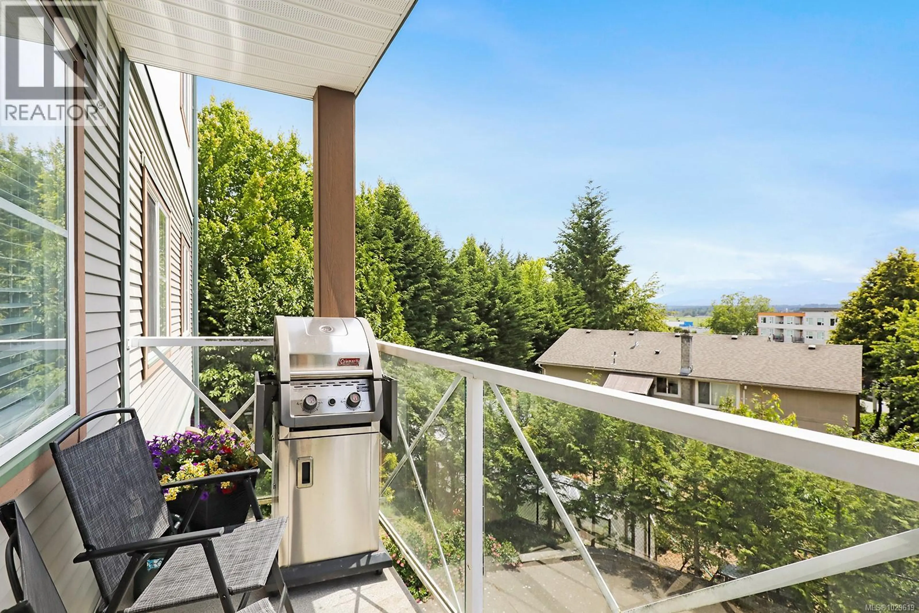 Property at #106 129 BACK RD, Courtenay, BC