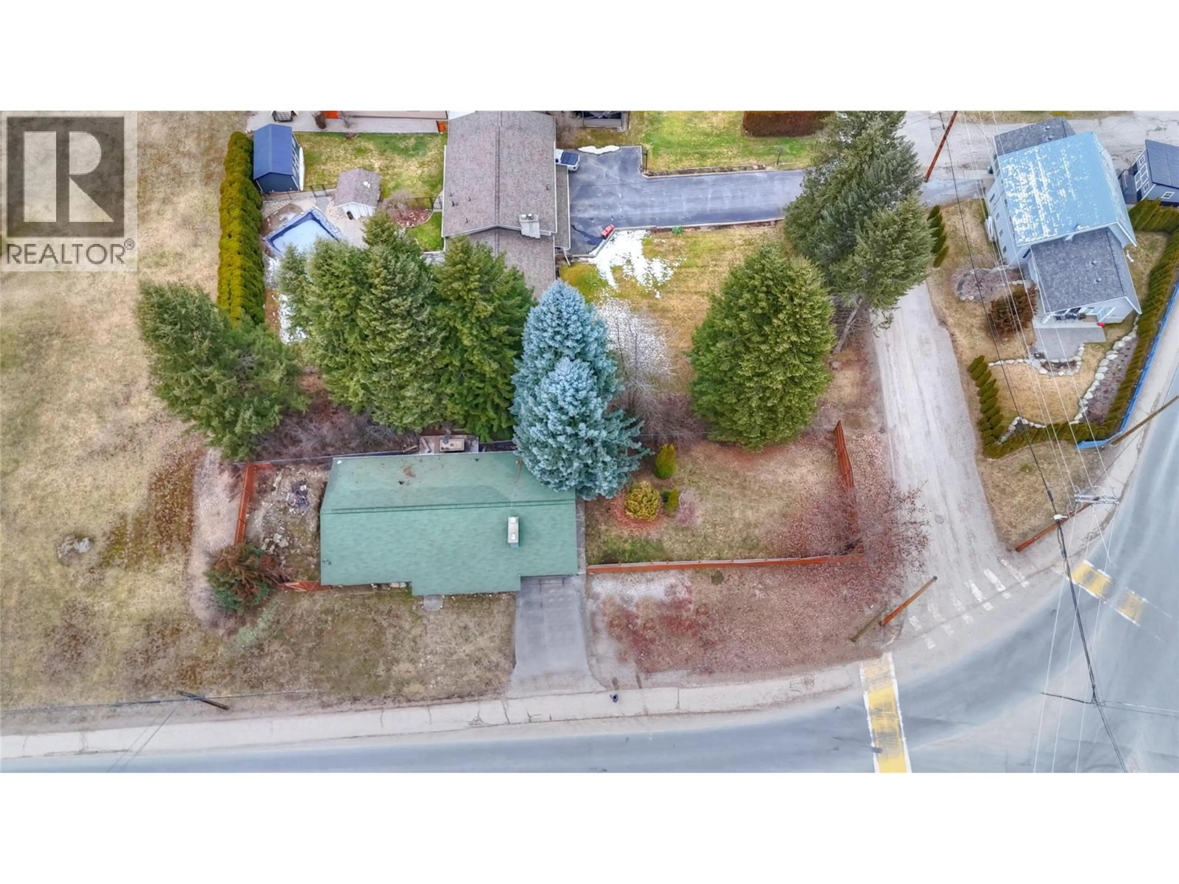 Property at 1895 COLUMBIA GARDENS ROAD, Fruitvale, BC