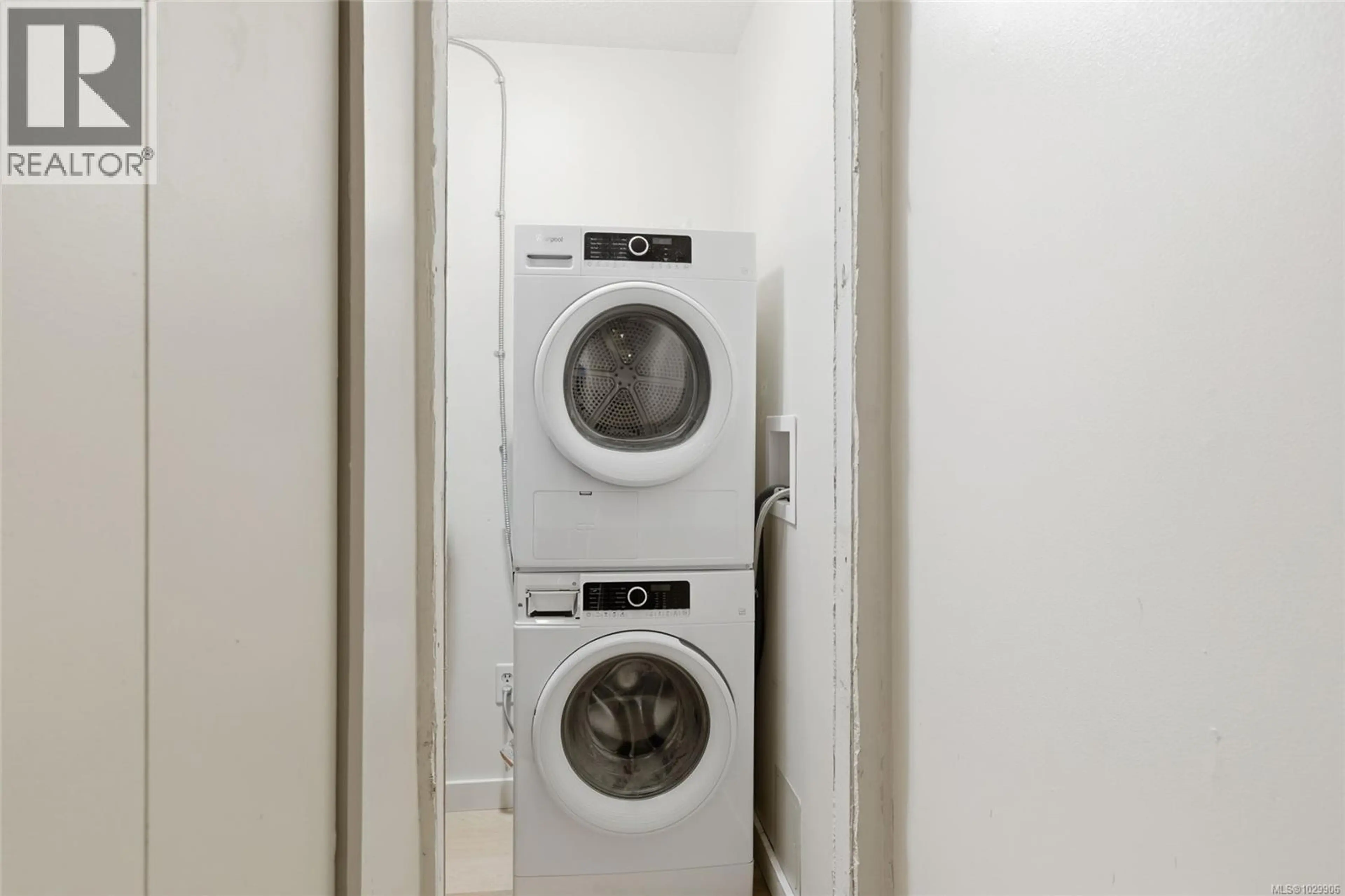 Property at #302 4728 UPLANDS DR, Nanaimo, BC