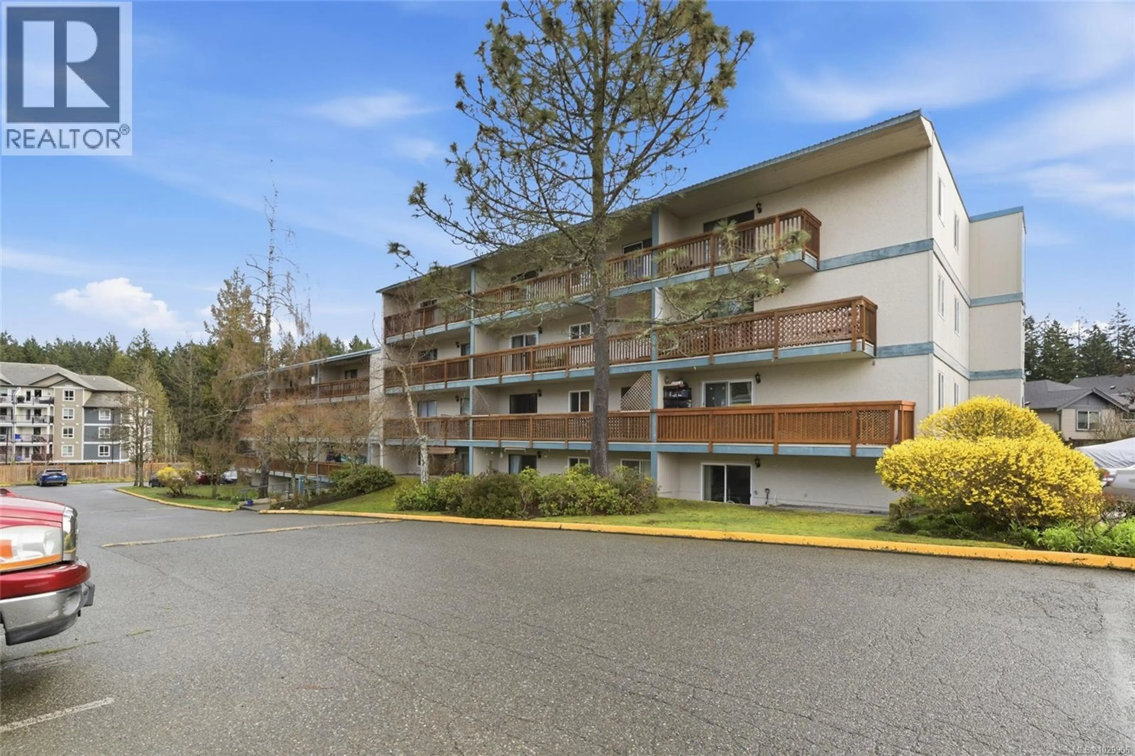 Property at #302 4728 UPLANDS DR, Nanaimo, BC