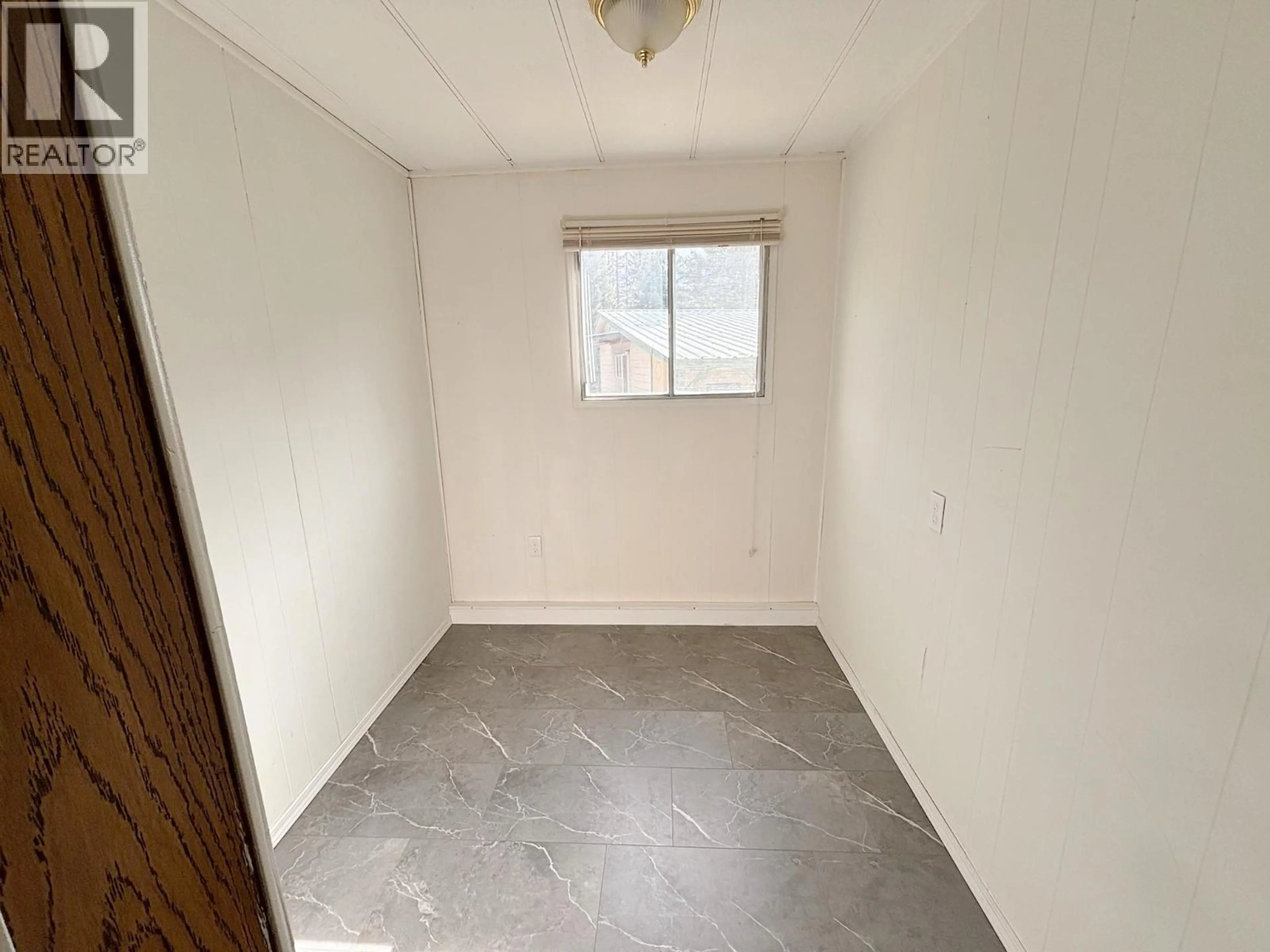 Property at #5 ROYAL OAK DRIVE UNIT# 5, Salmo, BC