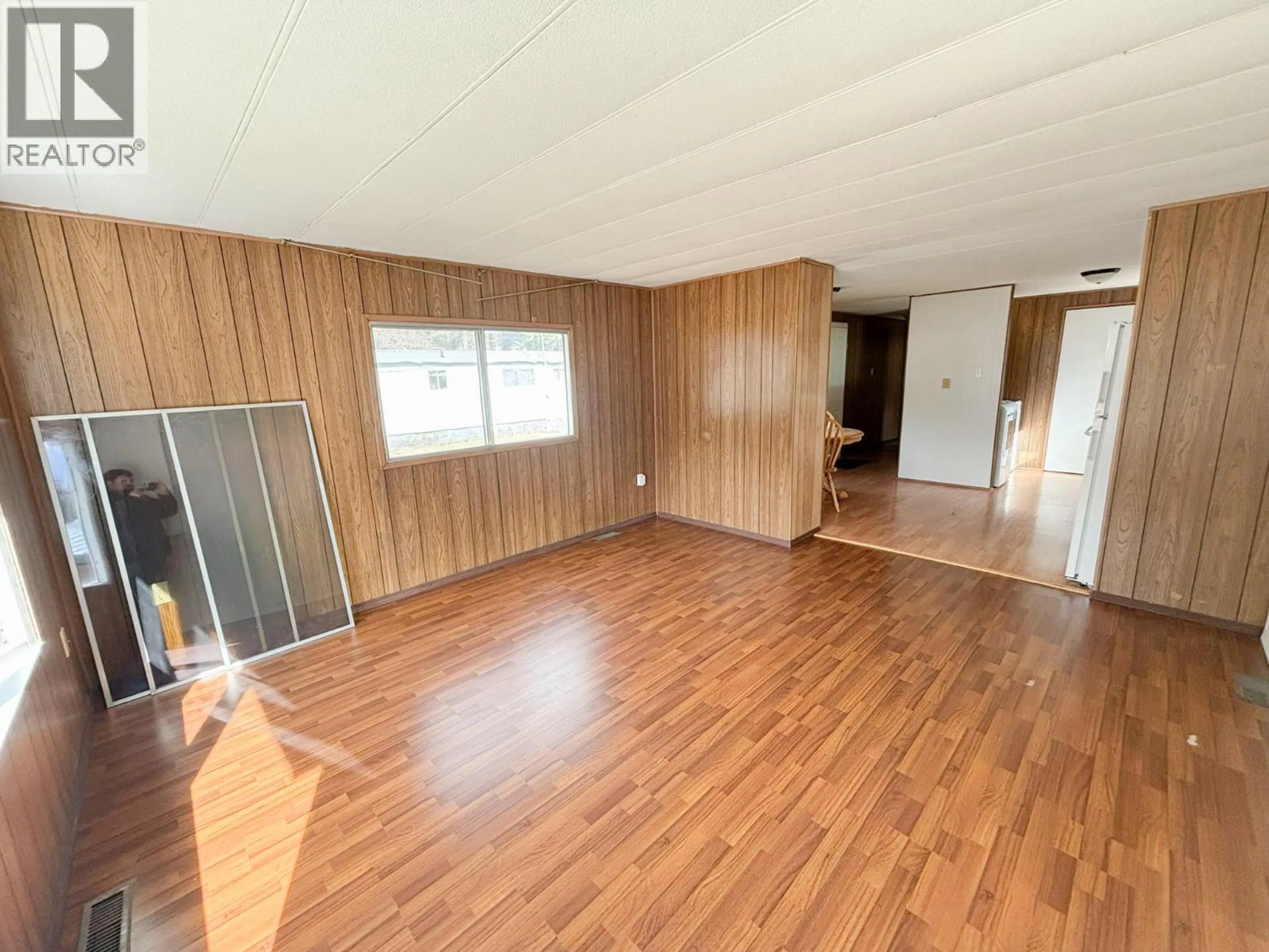 Property at #5 ROYAL OAK DRIVE UNIT# 5, Salmo, BC