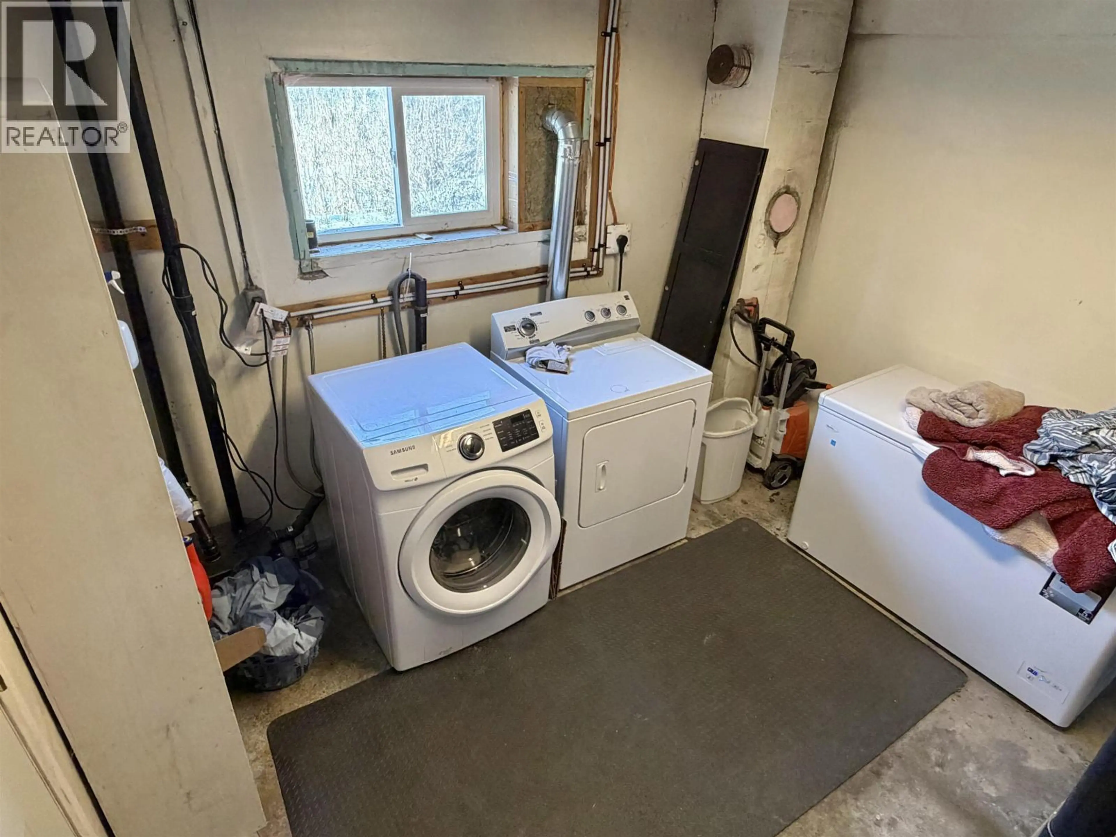 Property at 915 DOG CREEK ROAD, Williams Lake, BC