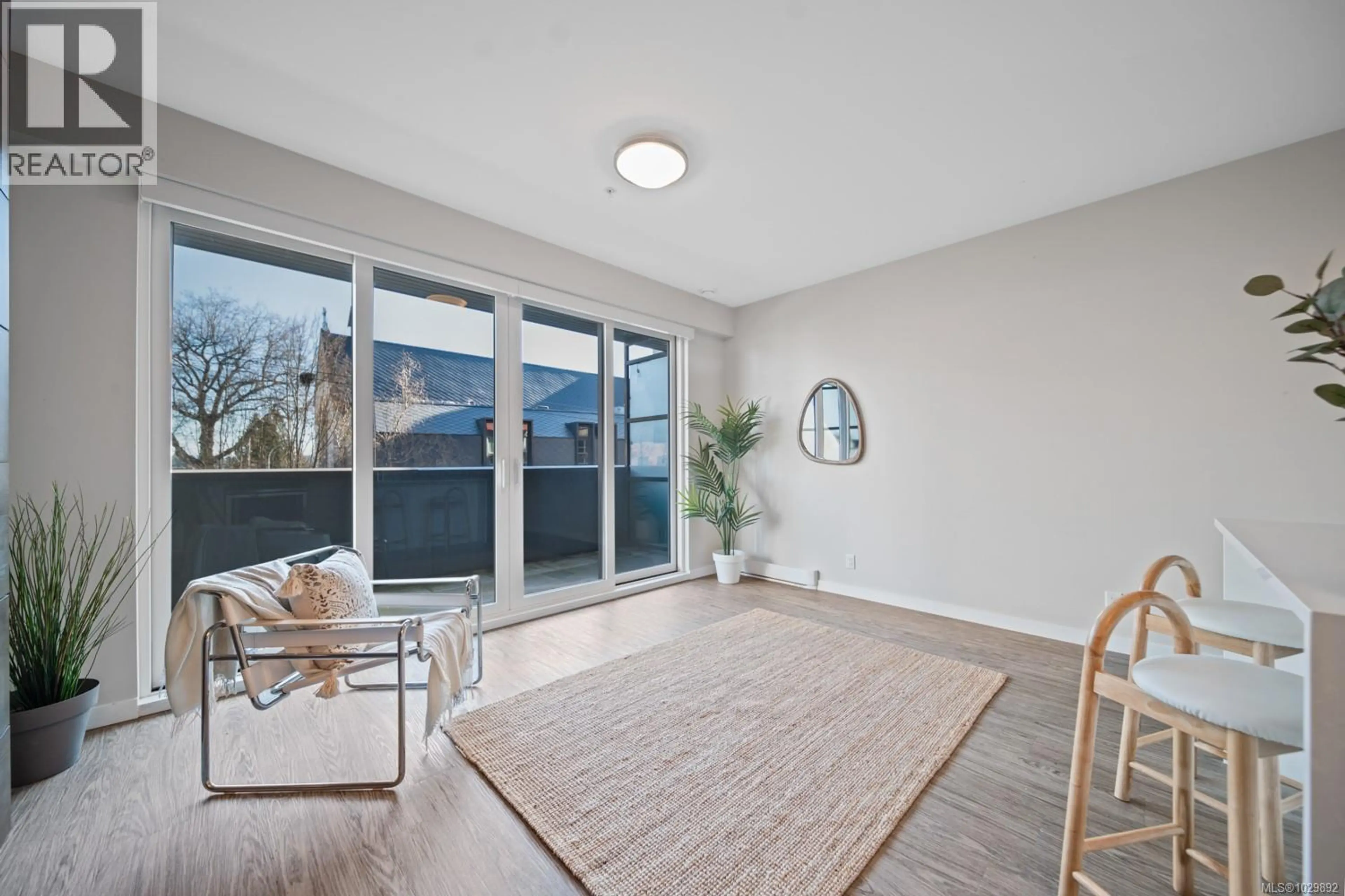 Property at #205 91 CHAPEL ST, Nanaimo, BC