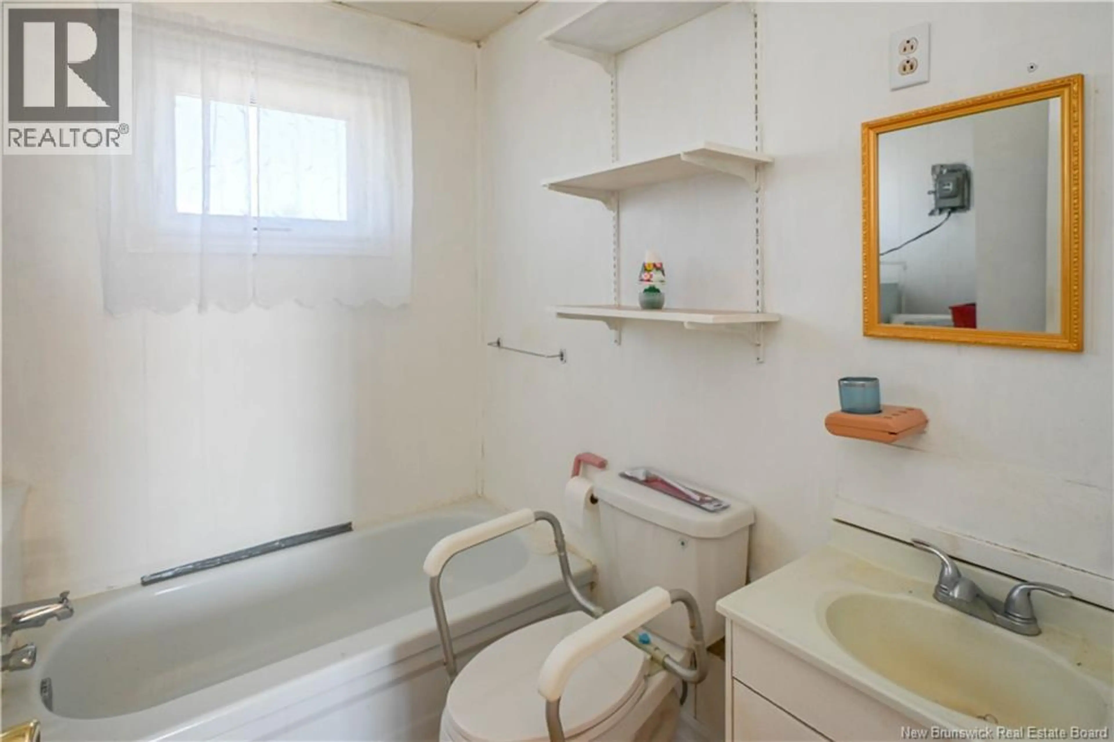 Property at 1089 DE LA MER BOULEVARD, Saint-Marie-Saint-Raphaël, NB