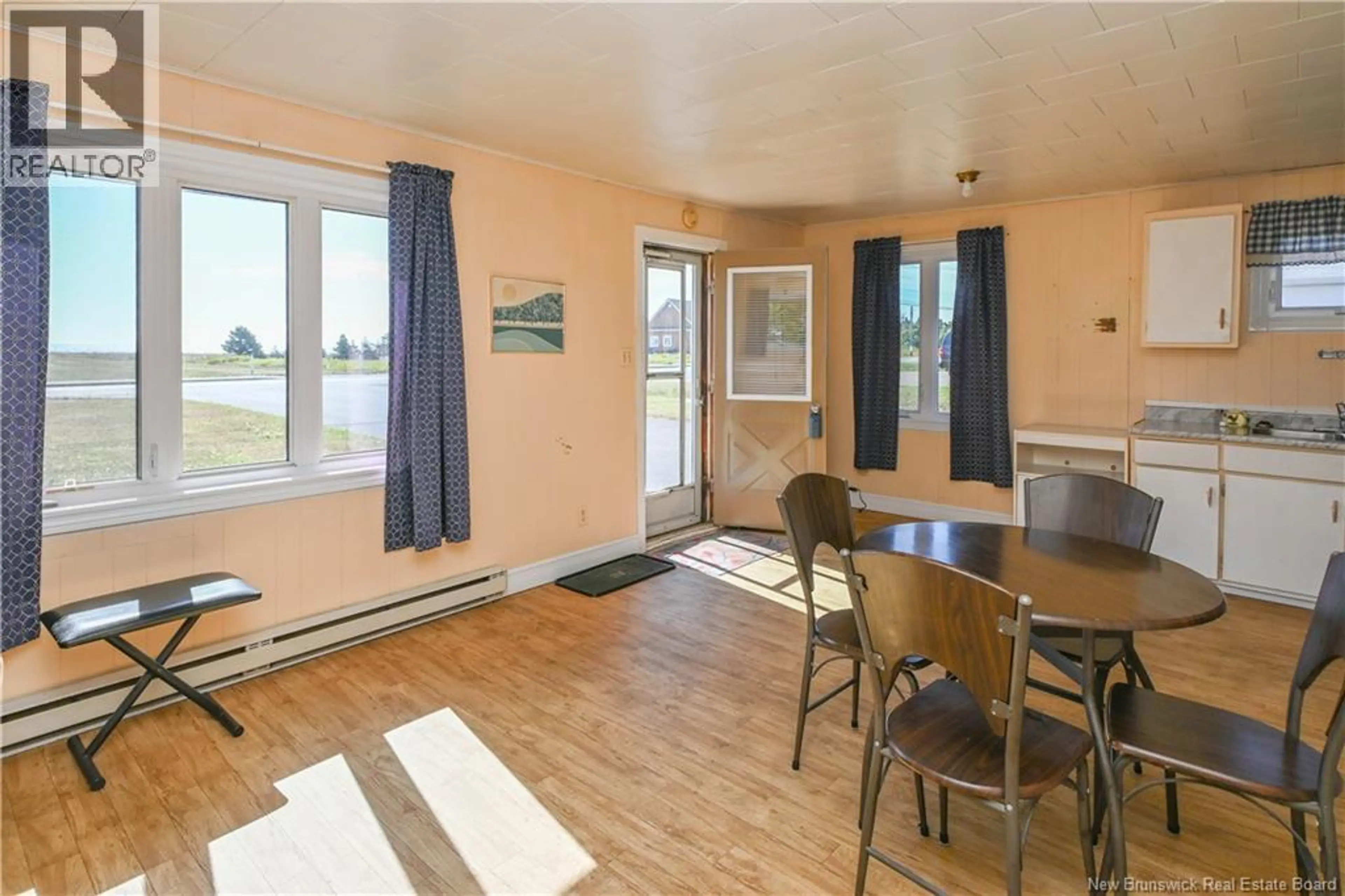 Property at 1089 DE LA MER BOULEVARD, Saint-Marie-Saint-Raphaël, NB