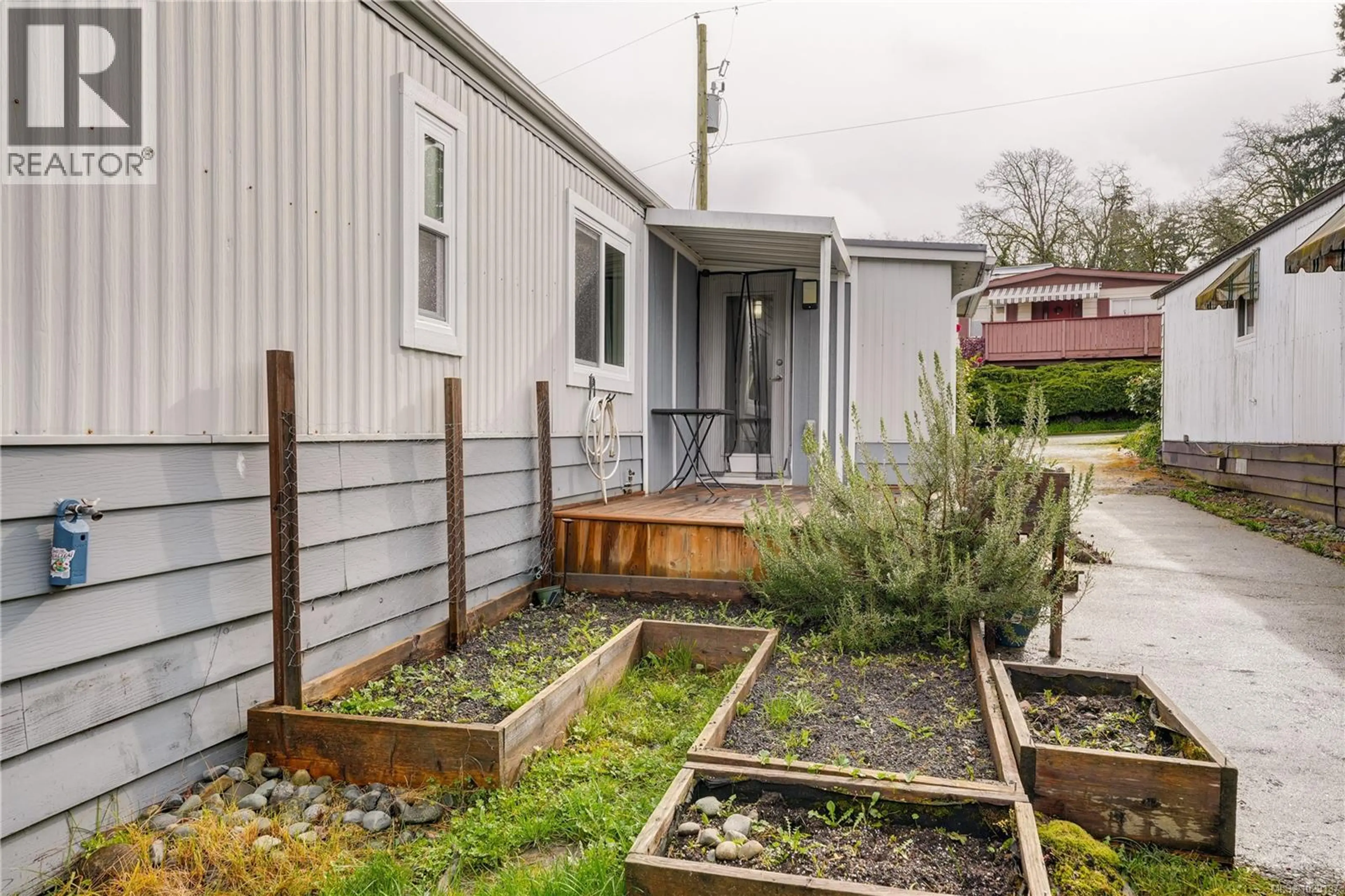 Property at #5 70 COOPER RD, View Royal, BC