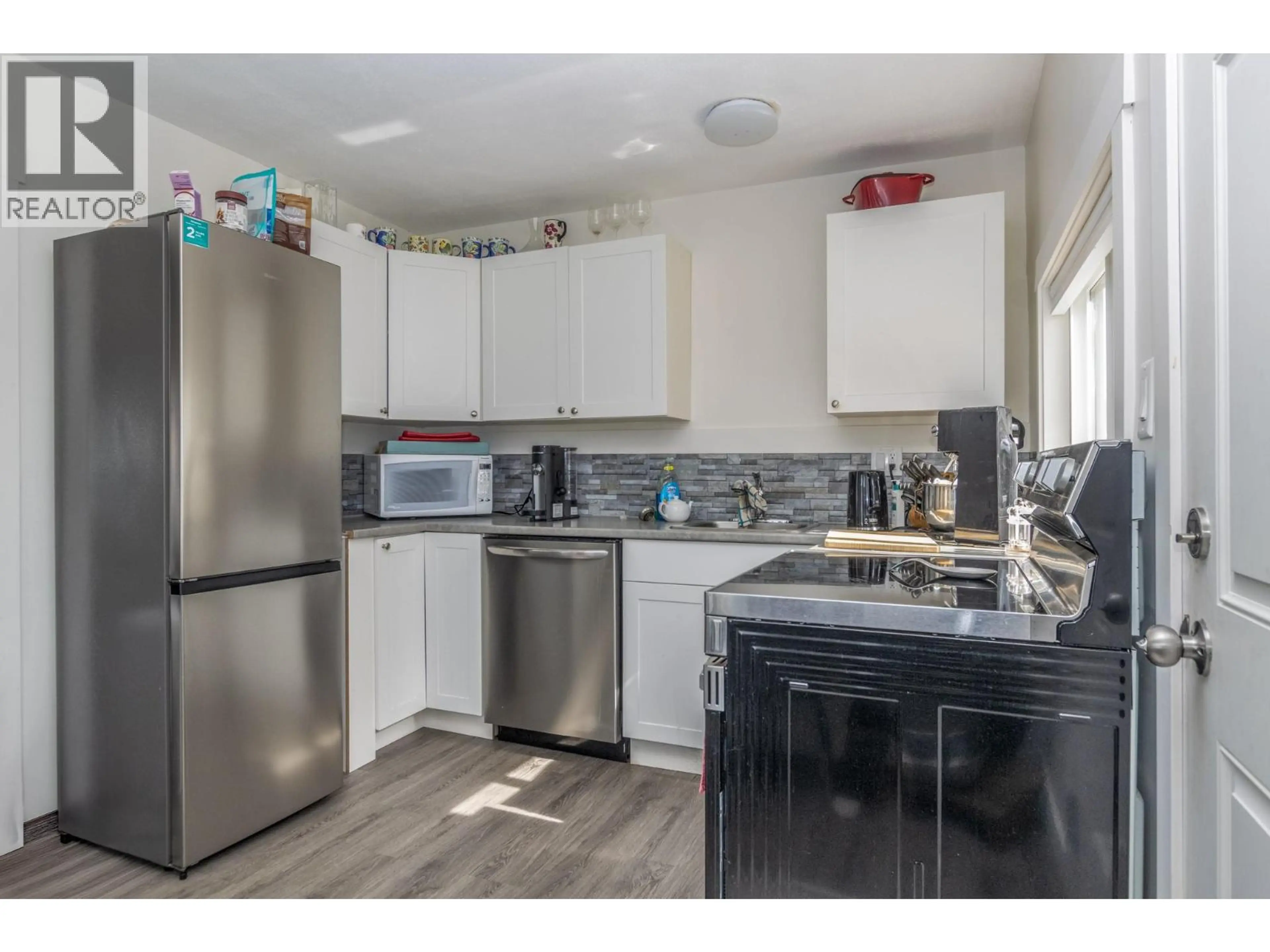 Property at 680 10 STREET SW, Salmon Arm, BC