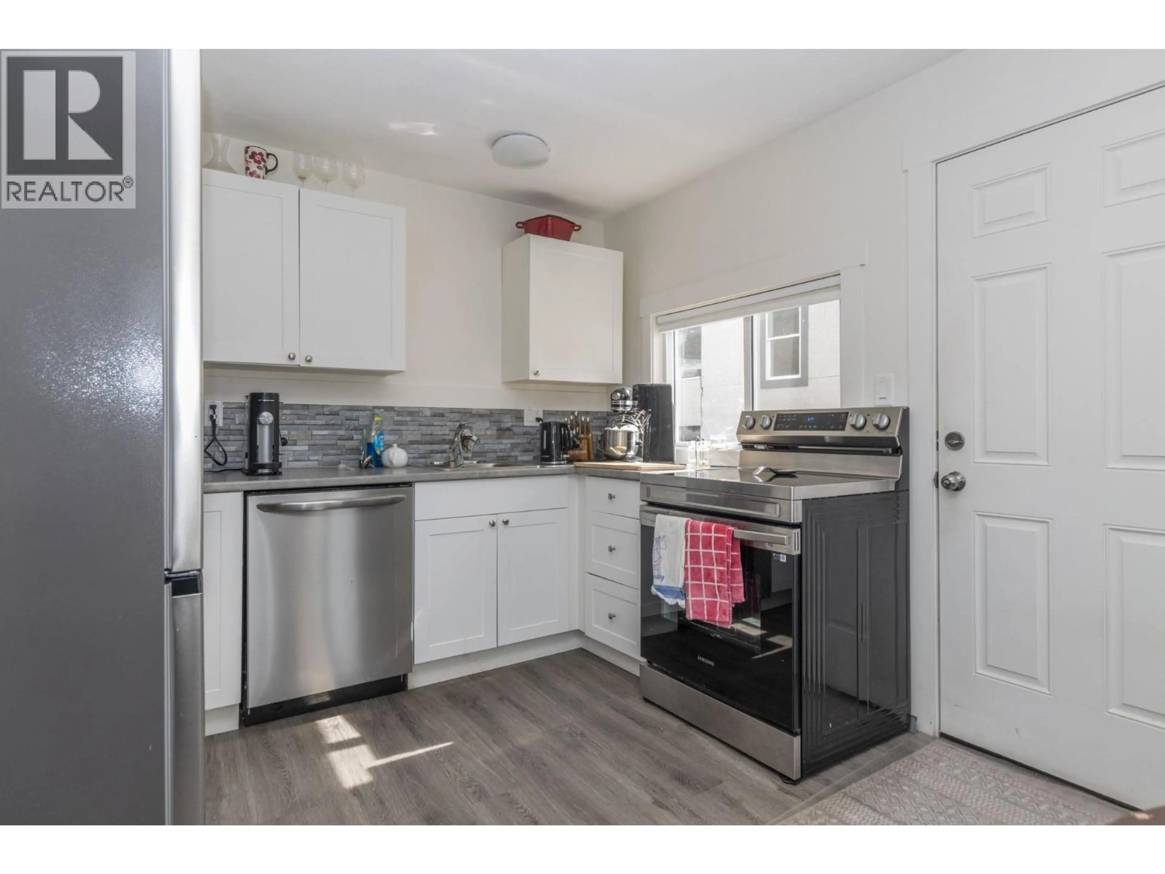 Property at 680 10 STREET SW, Salmon Arm, BC