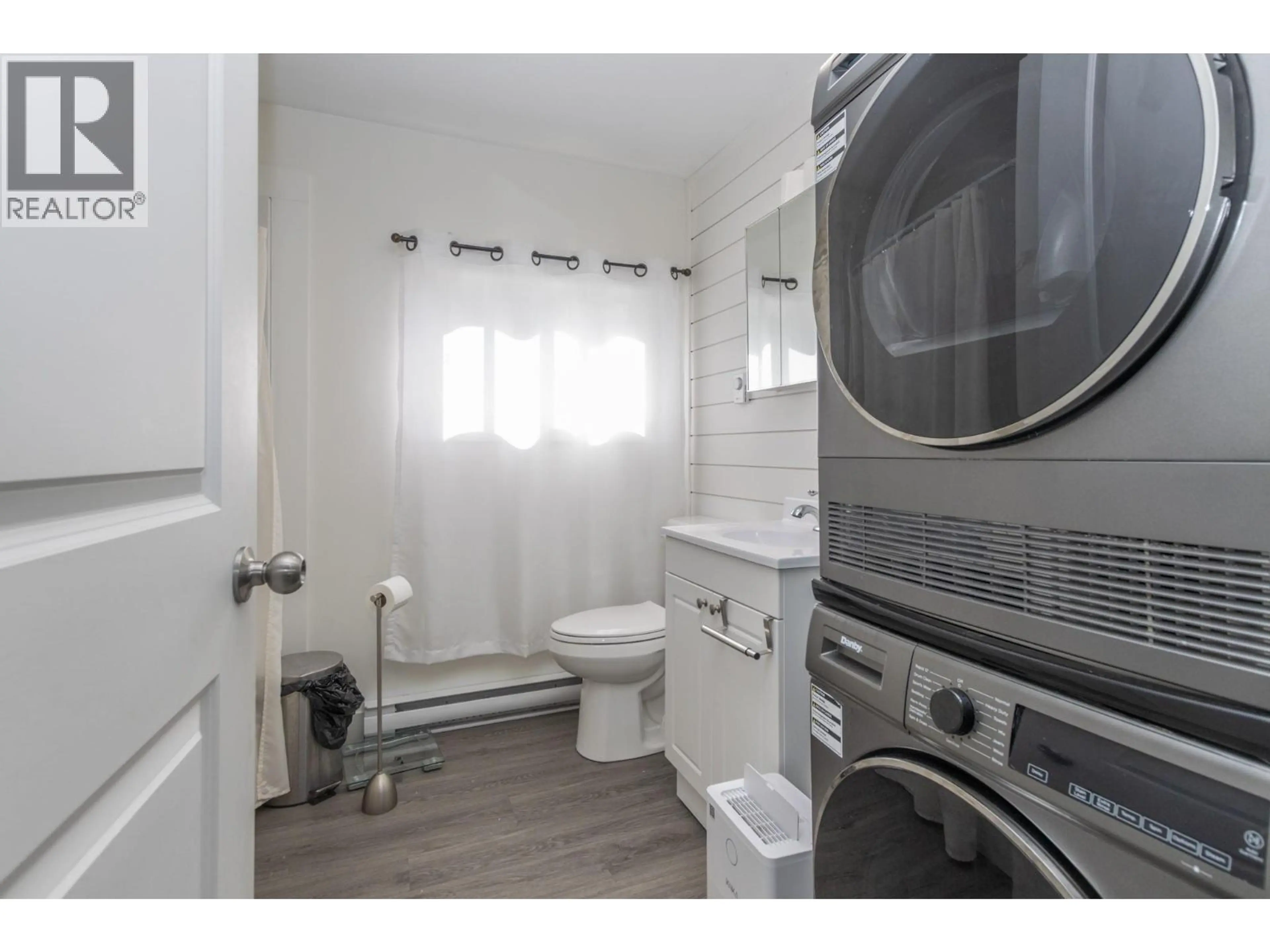 Property at 680 10 STREET SW, Salmon Arm, BC