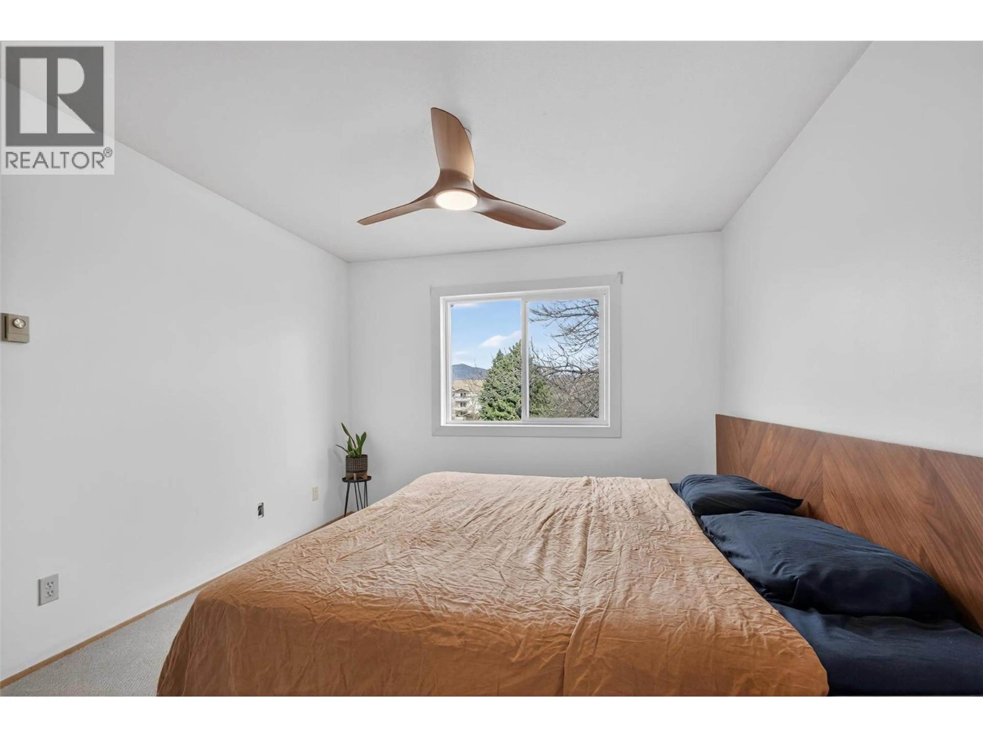 Property at #412 3180 DE MONTREUIL COURT, Kelowna, BC