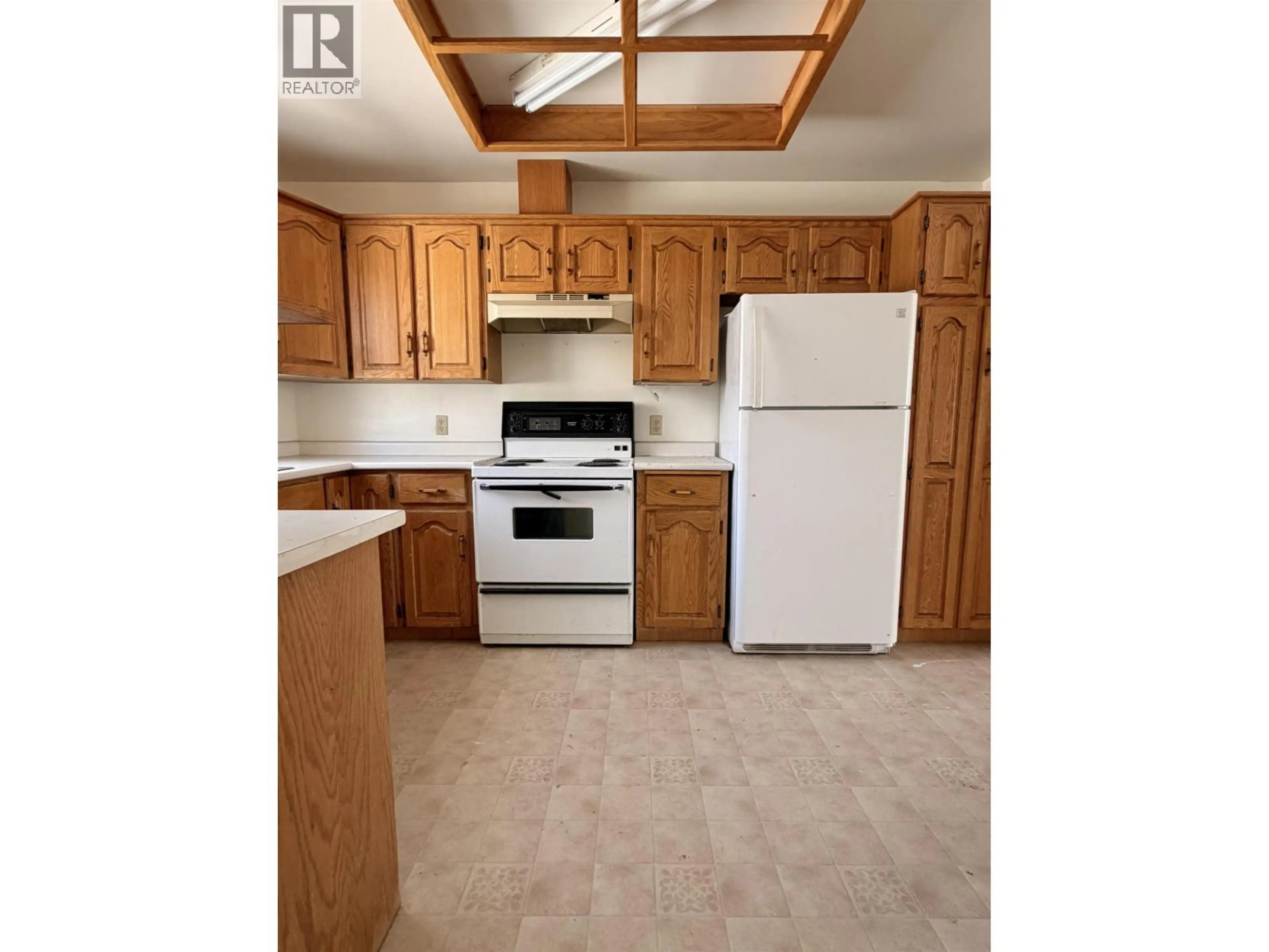 Property at 5 MUNRO CRESCENT, Mackenzie, BC