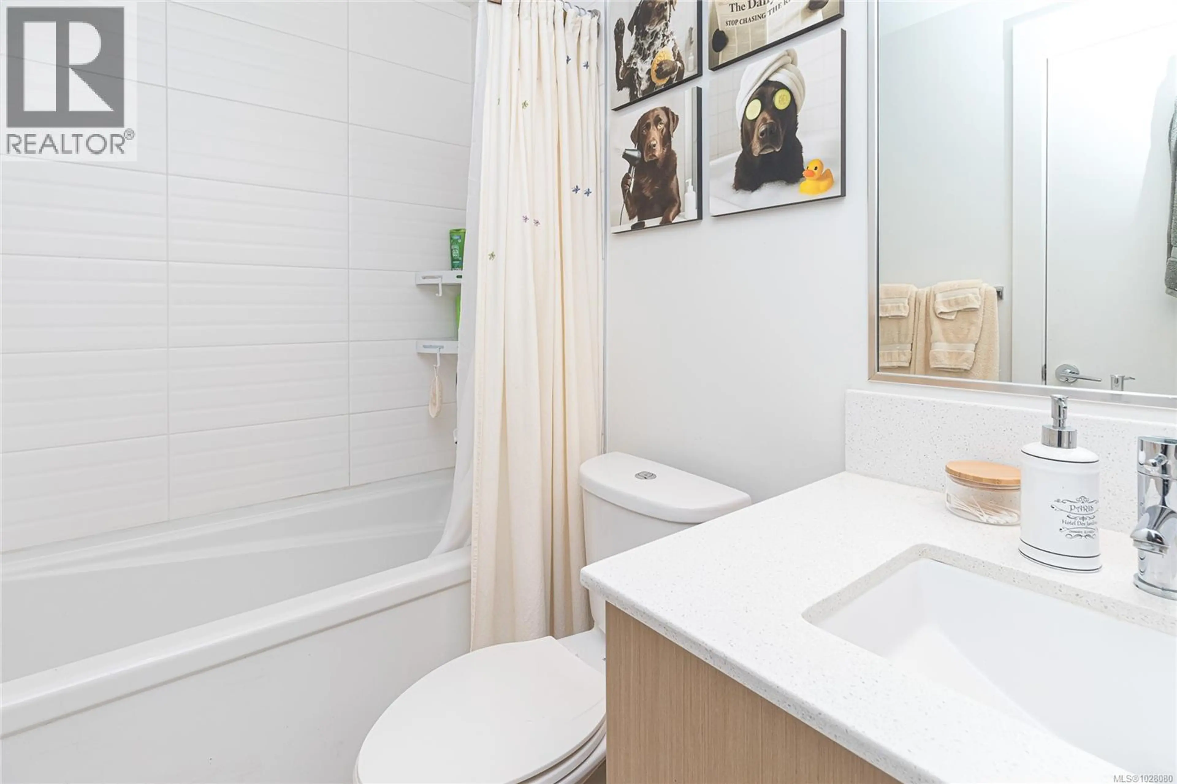 Property at #303 286 WILFERT RD, View Royal, BC