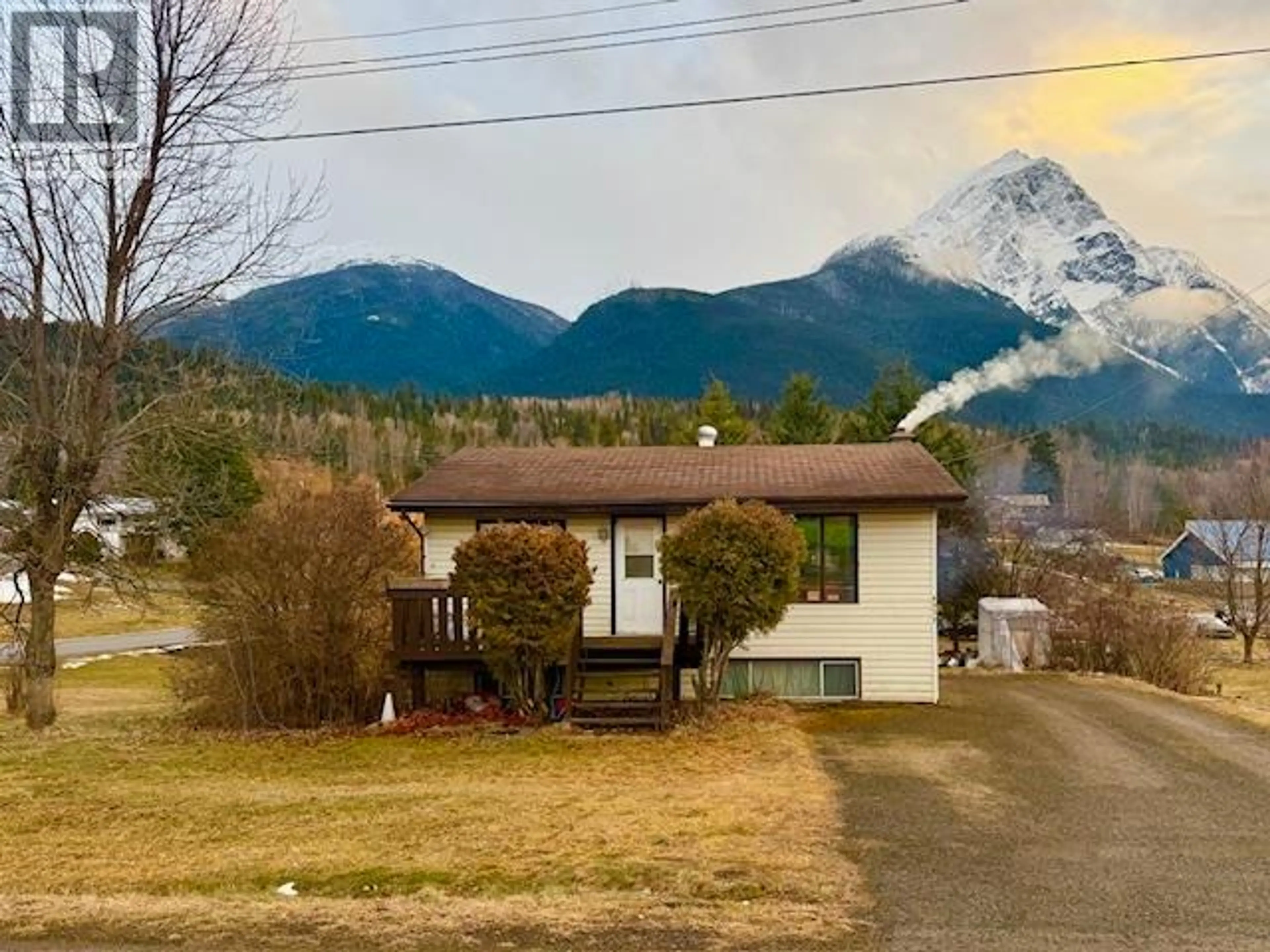 Property at 4372 12TH AVENUE, New Hazelton, BC