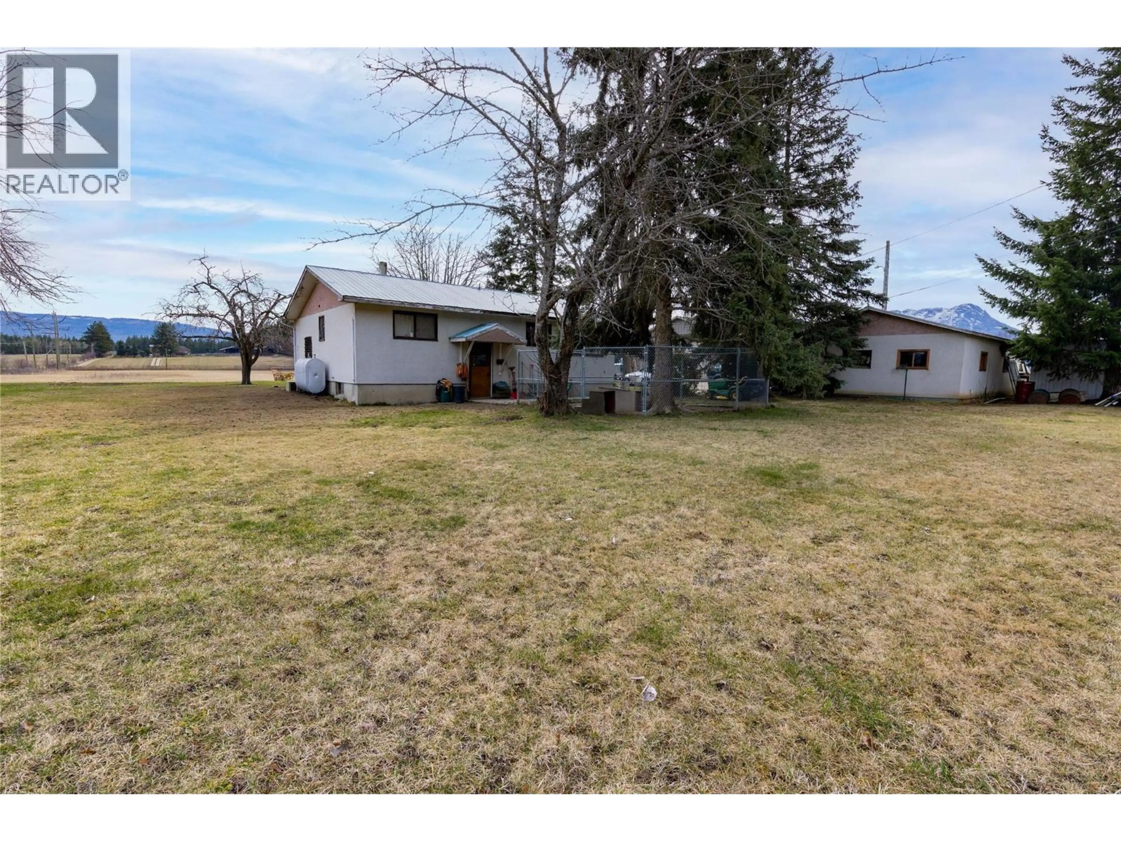 Property at 5311 30 AVENUE NW, Salmon Arm, BC