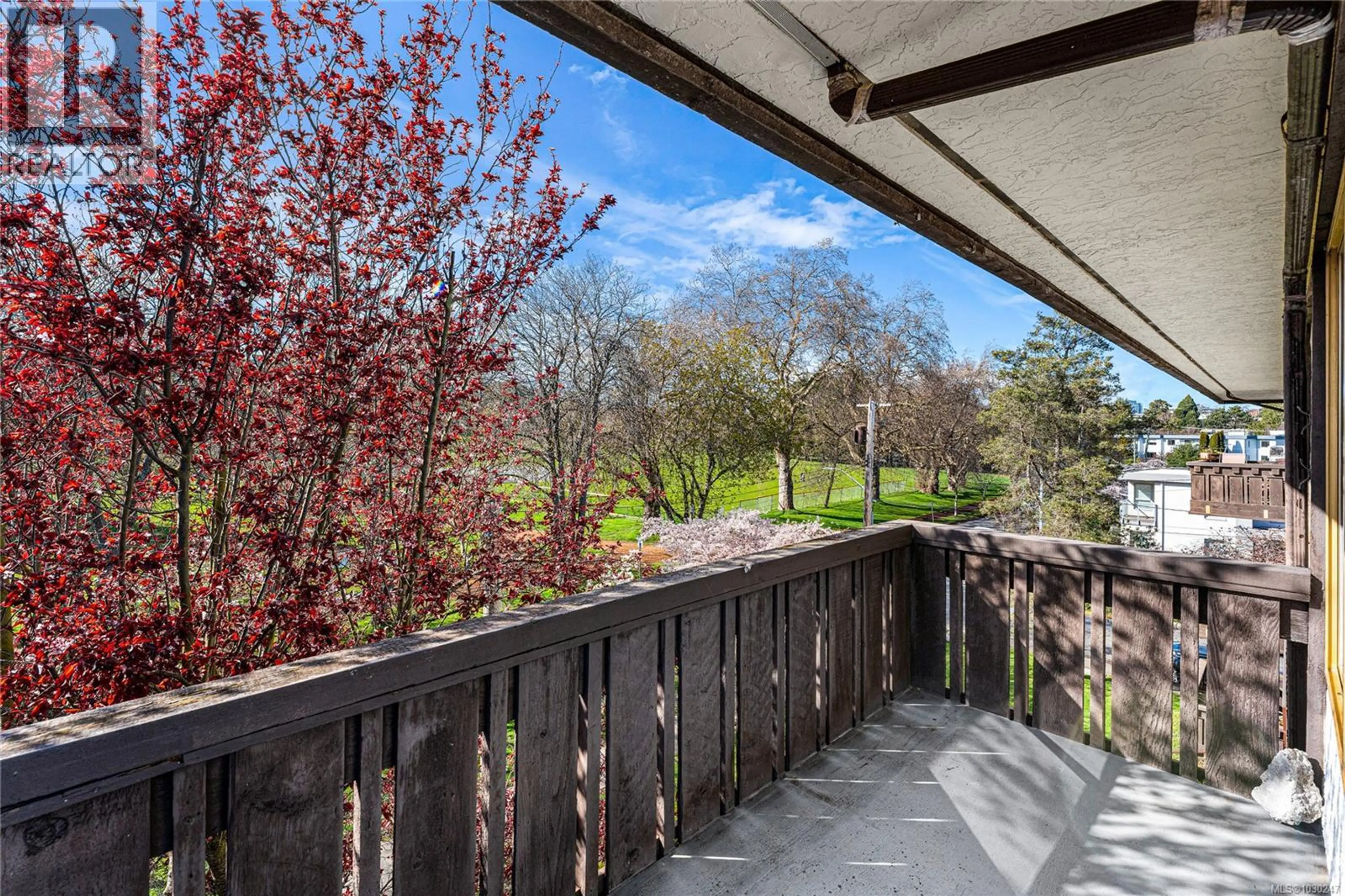 Property at #409 909 PENDERGAST ST, Victoria, BC