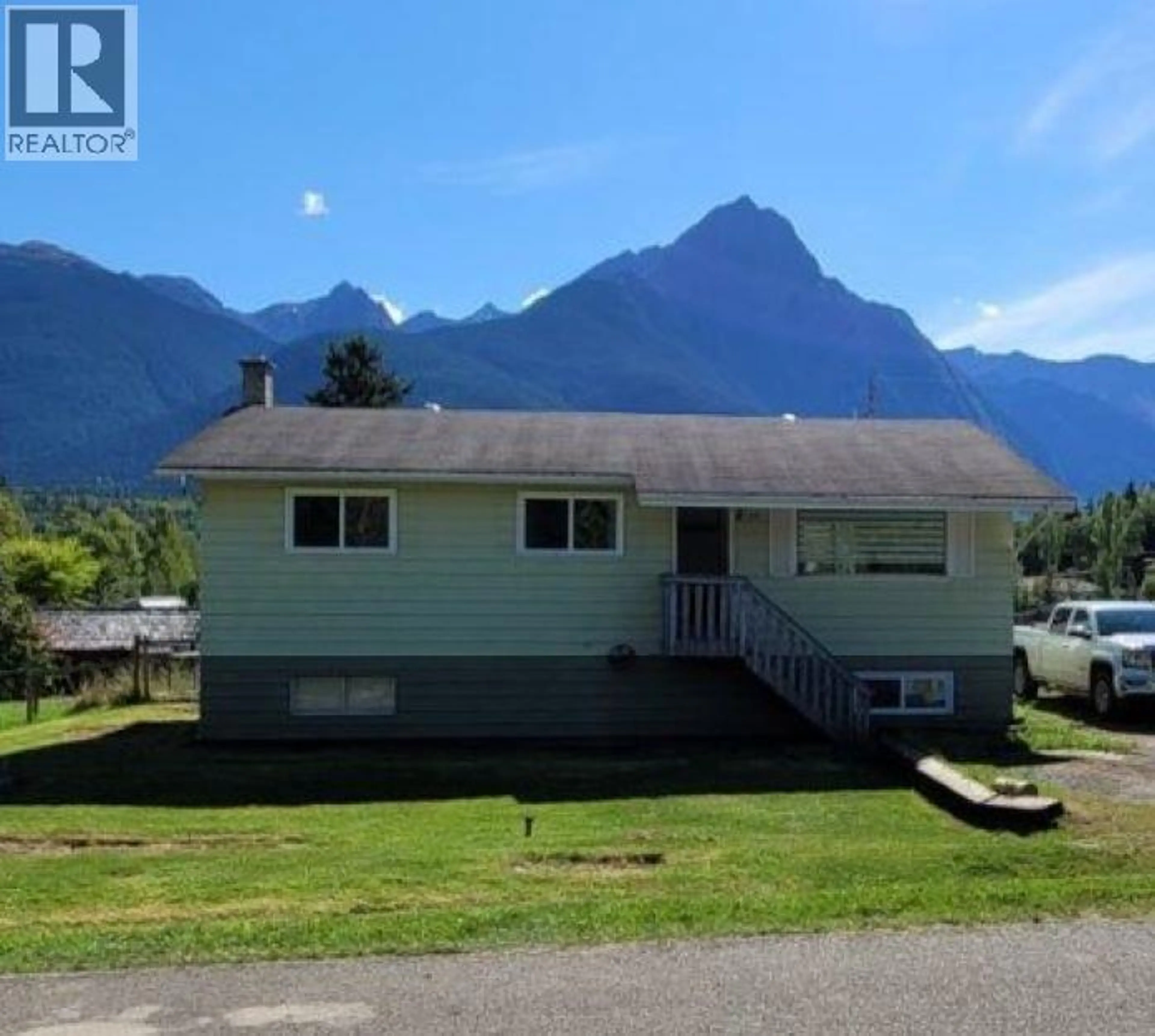 Property at 4156 4TH AVENUE, New Hazelton, BC