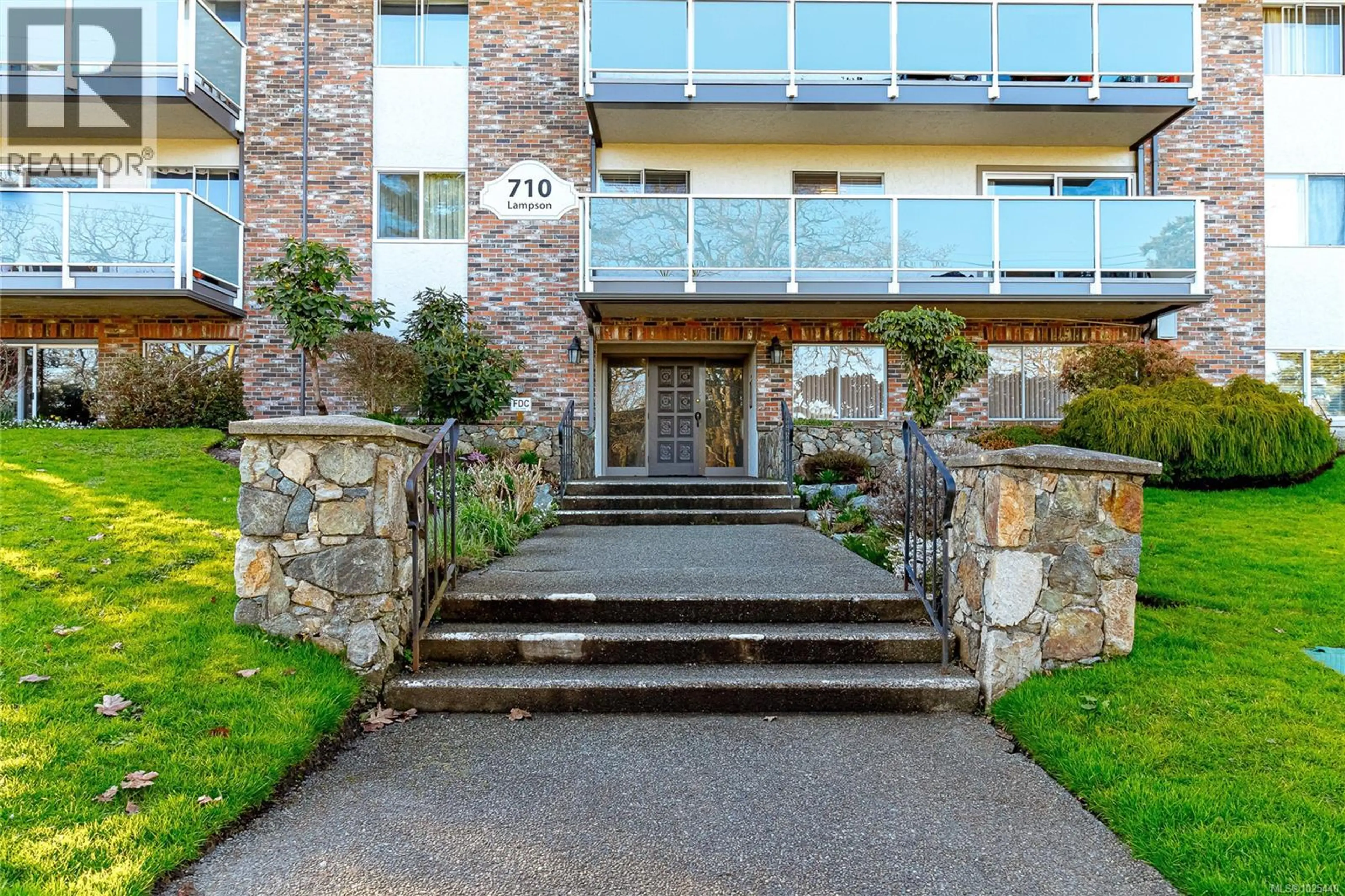 Property at #204 710 LAMPSON ST, Esquimalt, BC