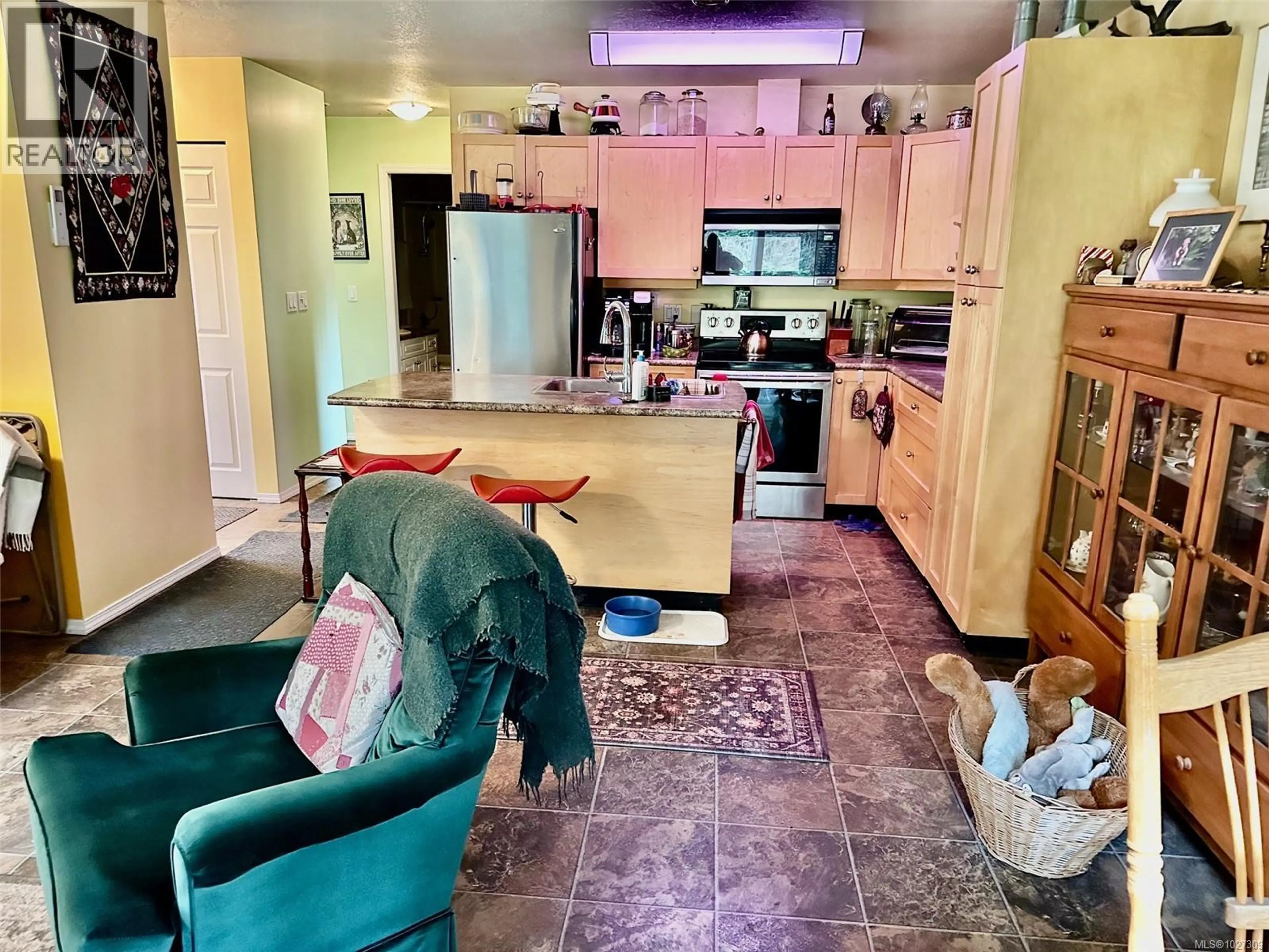 Property at 3275 SOUTH RD, Gabriola Island, BC