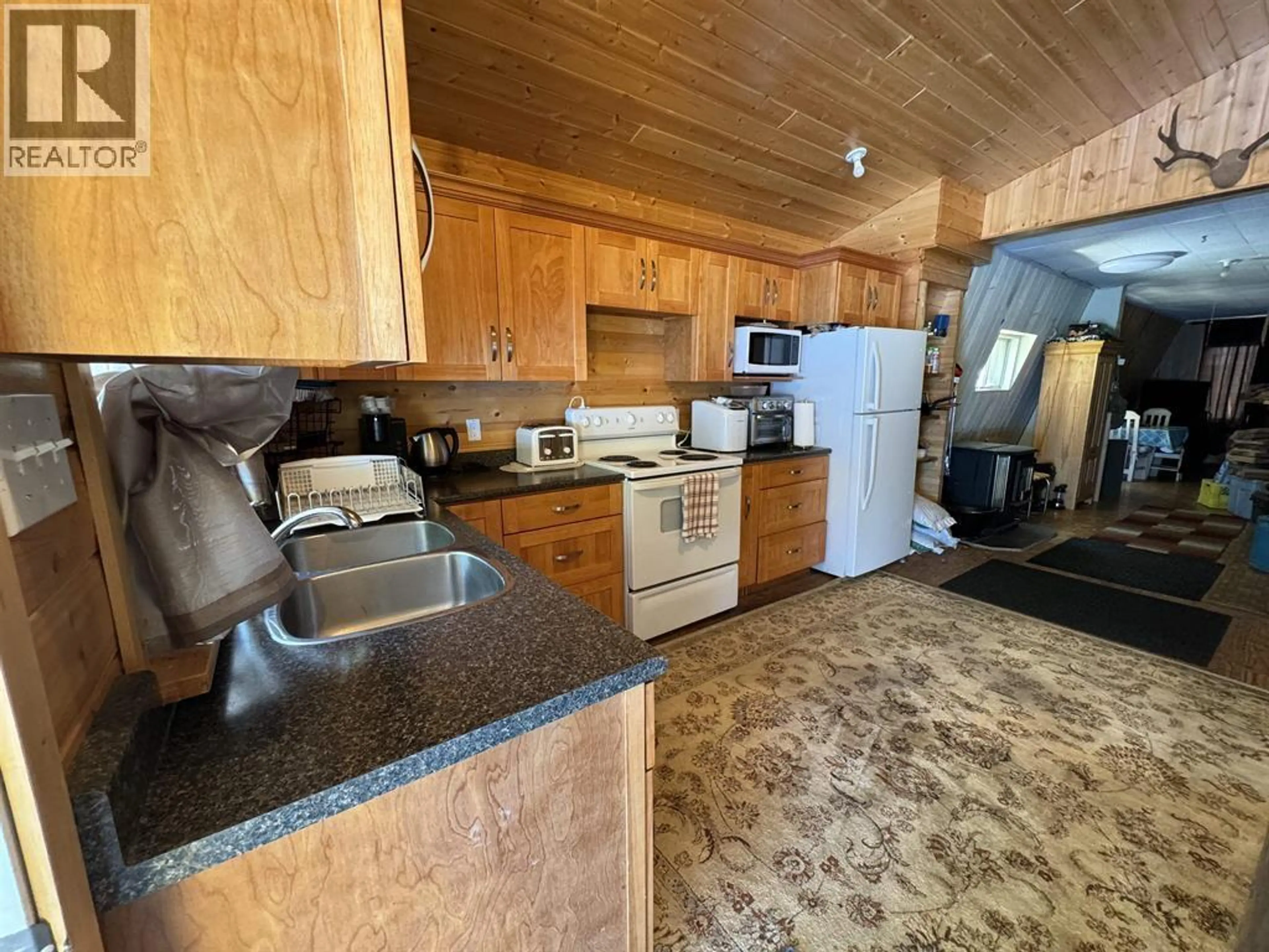 Property at 4836 BINNIE ROAD, Lac La Hache, BC