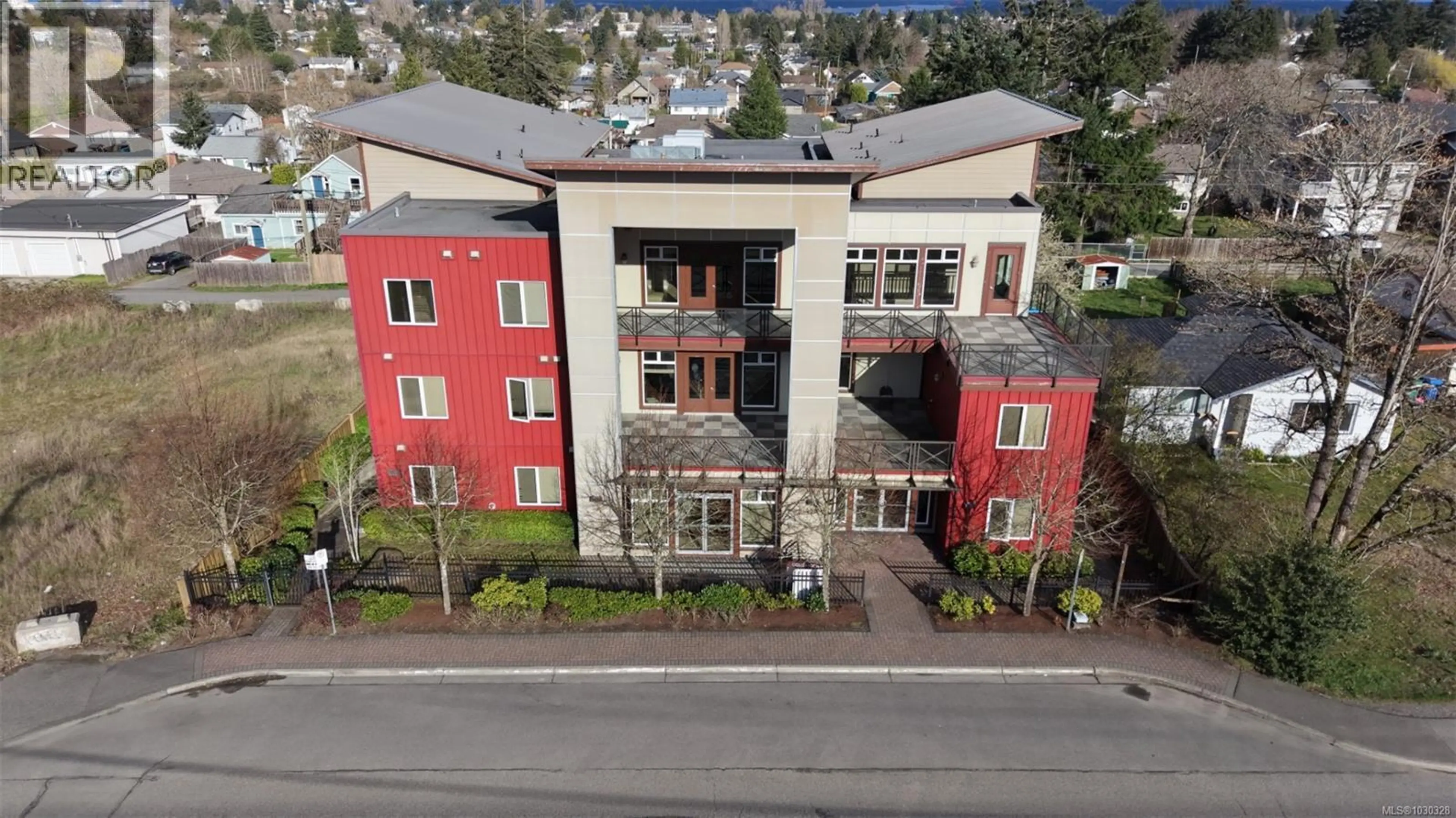 Property at 438 WAKESIAH AVE, Nanaimo, BC