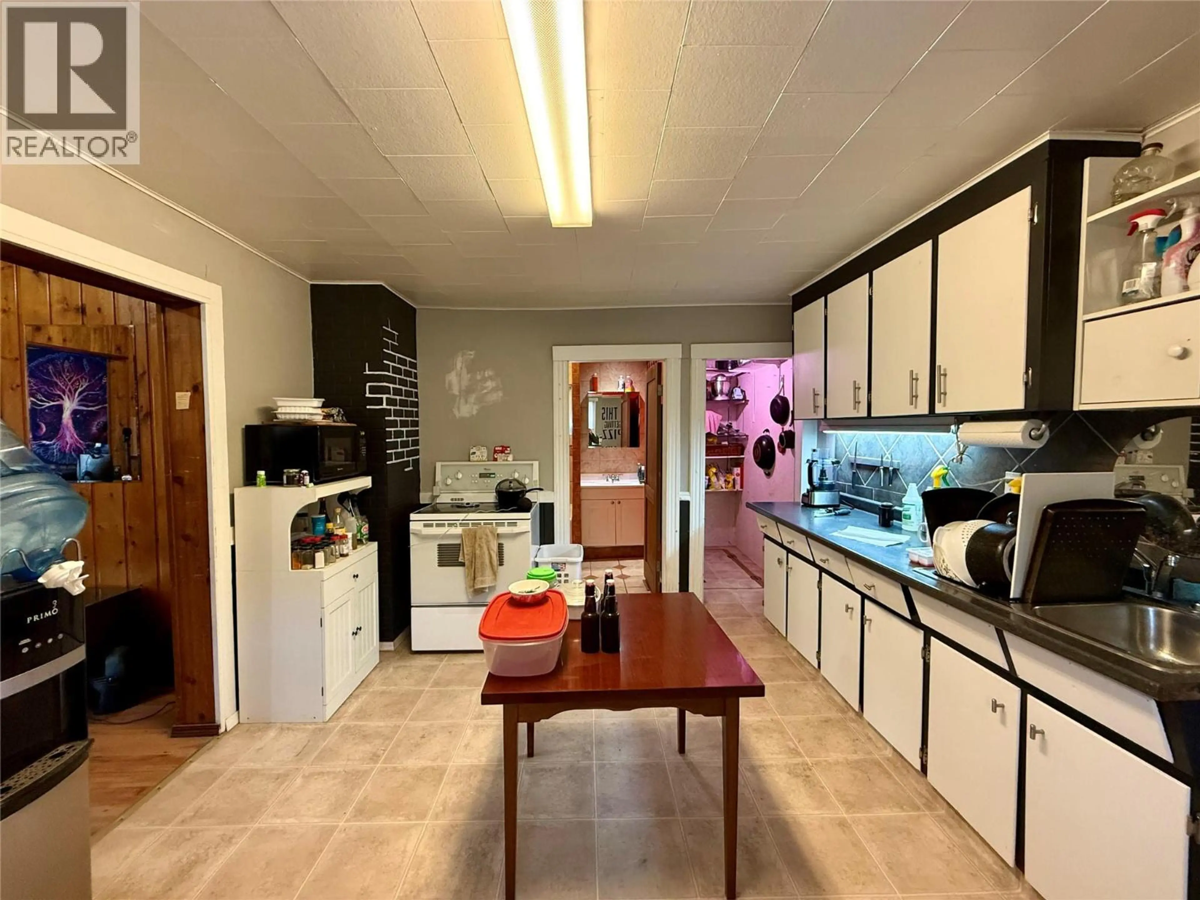 Property at 201 6TH AVENUE S, Cranbrook, BC