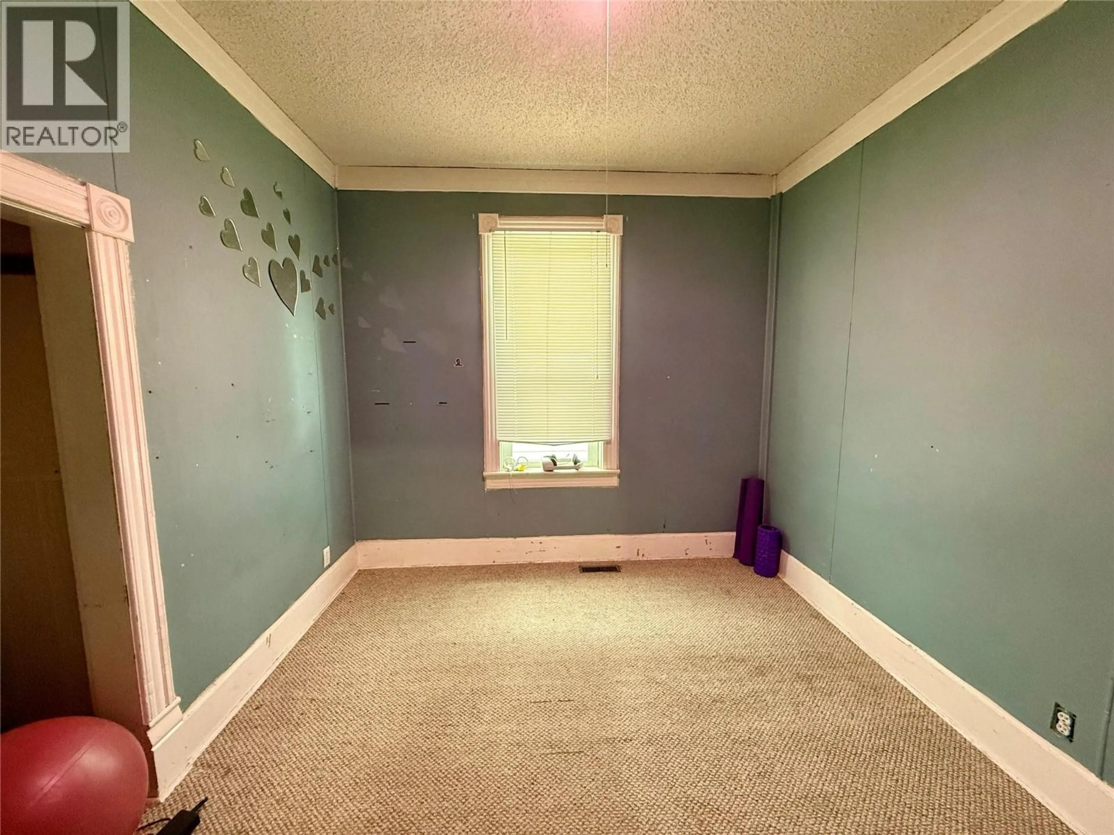 Property at 201 6TH AVENUE S, Cranbrook, BC