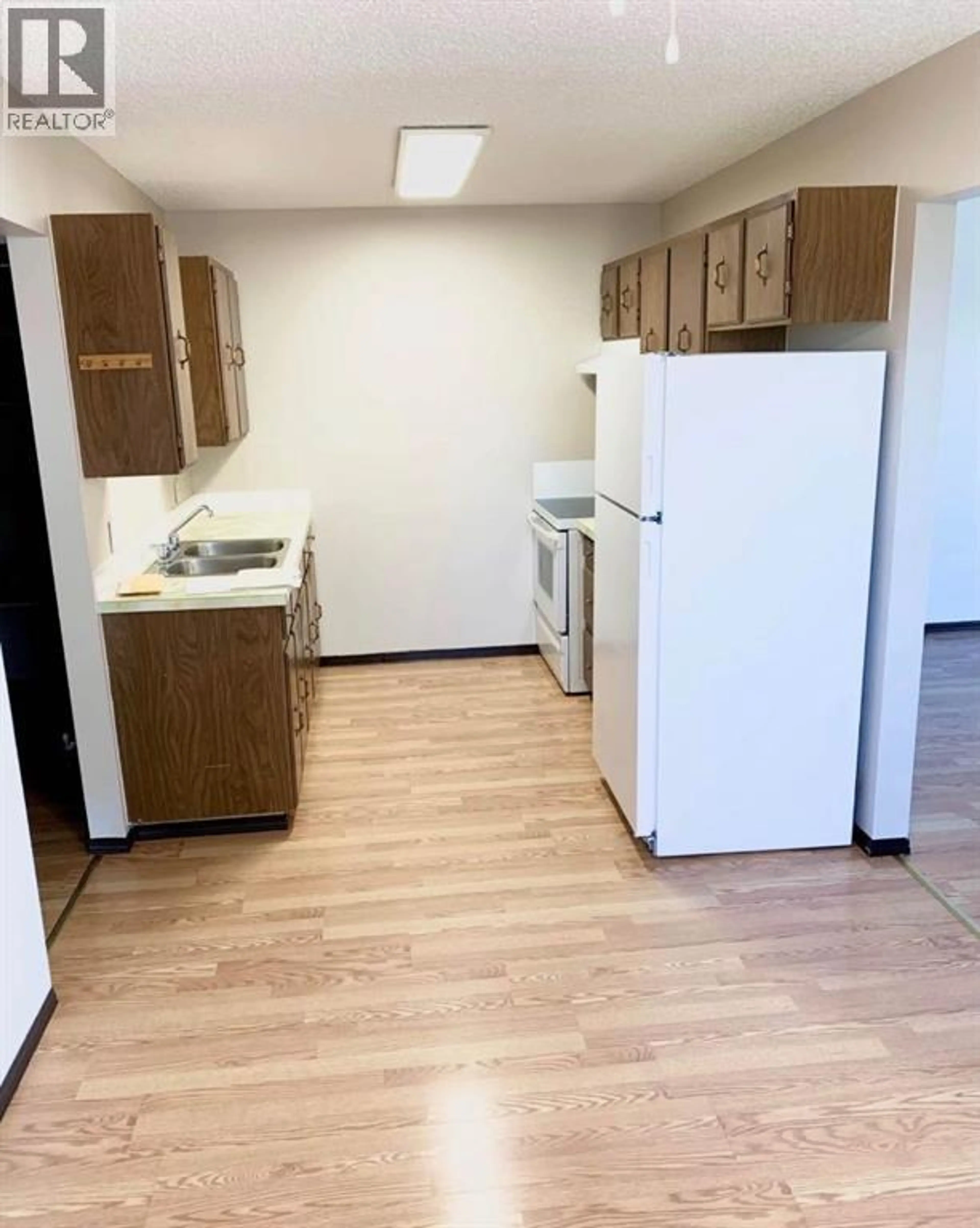 Property at 10601 108 AVENUE, Fairview, AB