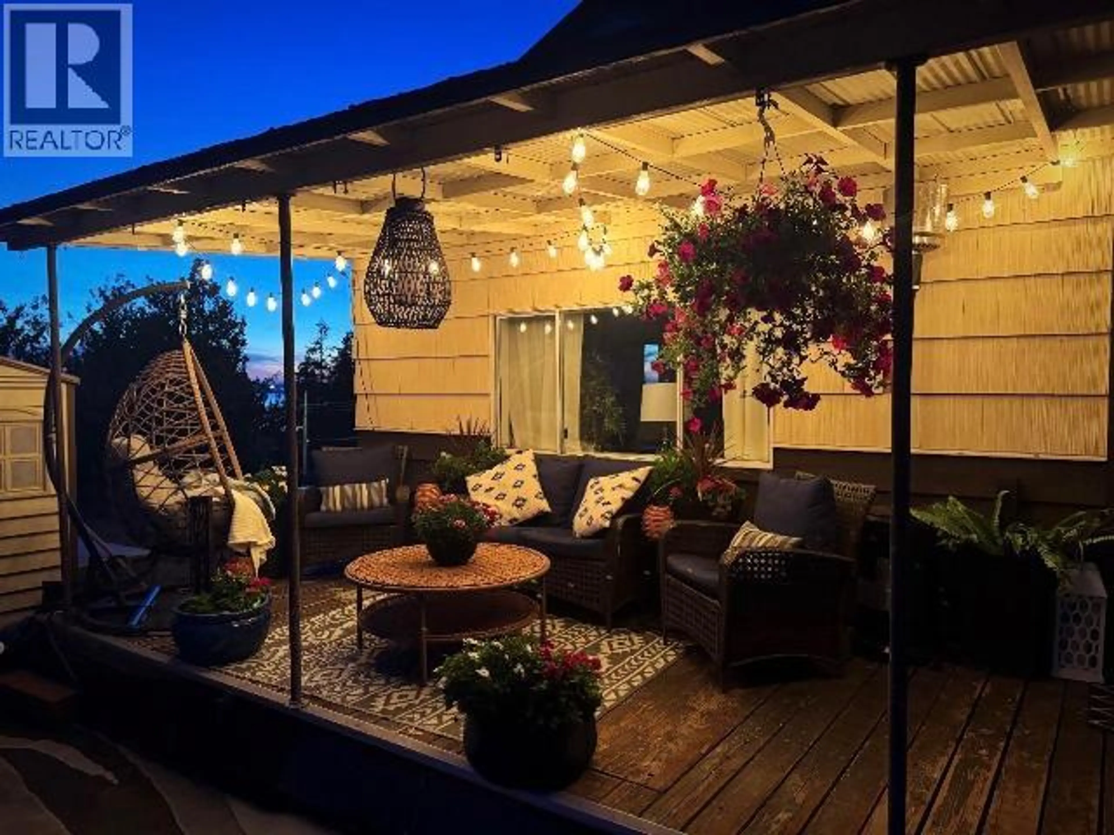 Property at 6928 QUESNEL STREET, Powell River, BC