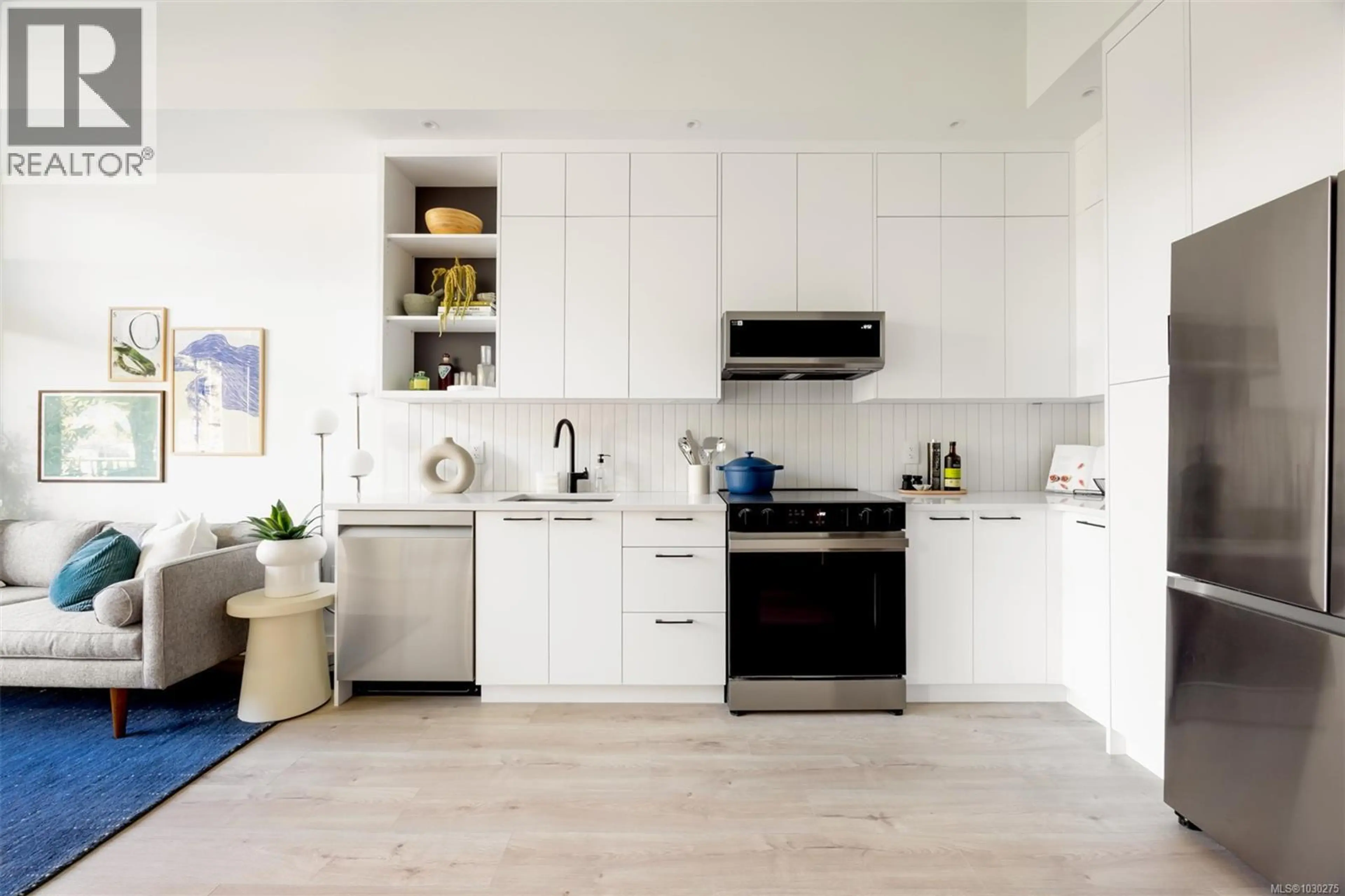 Property at #217 1075 TILLICUM RD, Esquimalt, BC