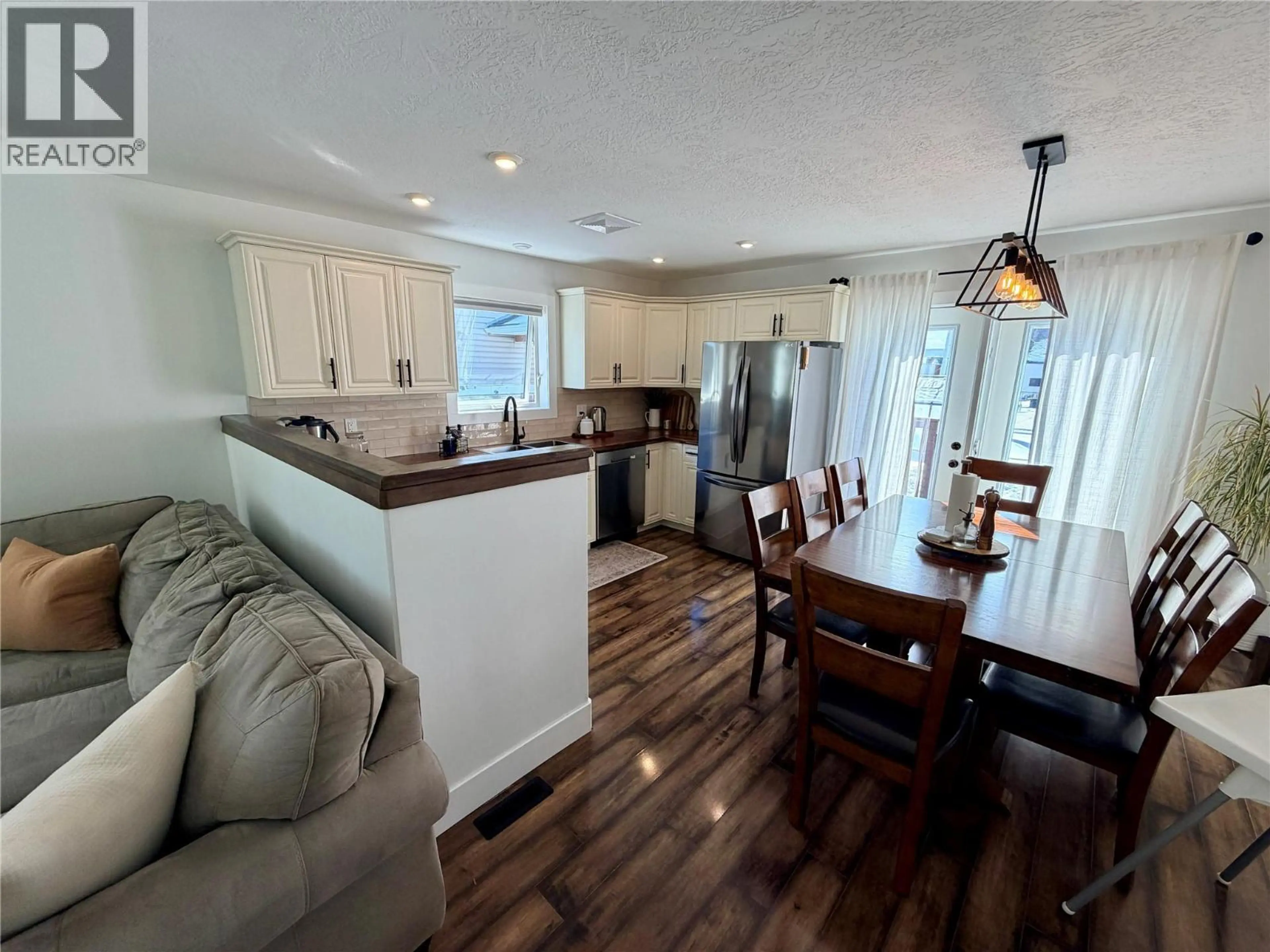 Property at 1327 101 AVENUE, Dawson Creek, BC