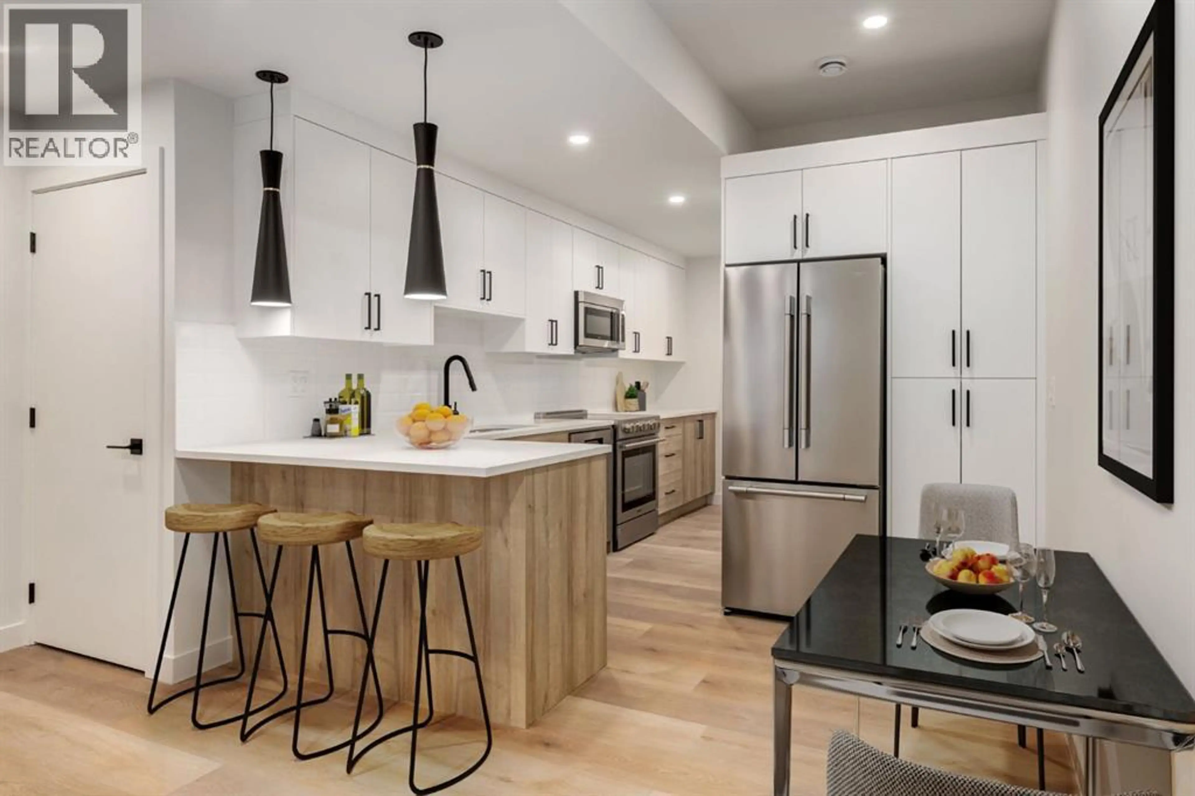 Property at 233 25 AVENUE NE, Calgary, AB