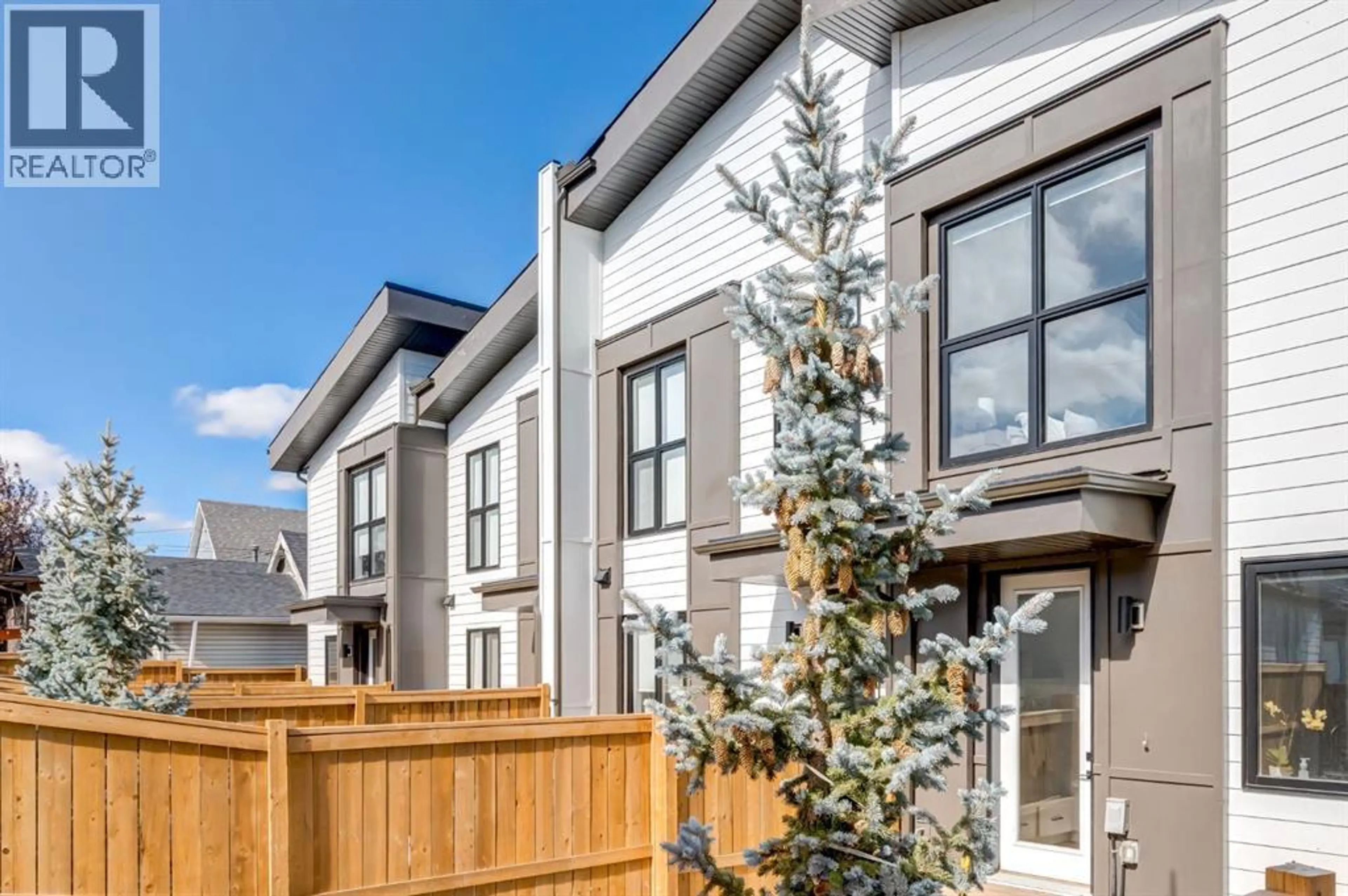 Property at 233 25 AVENUE NE, Calgary, AB